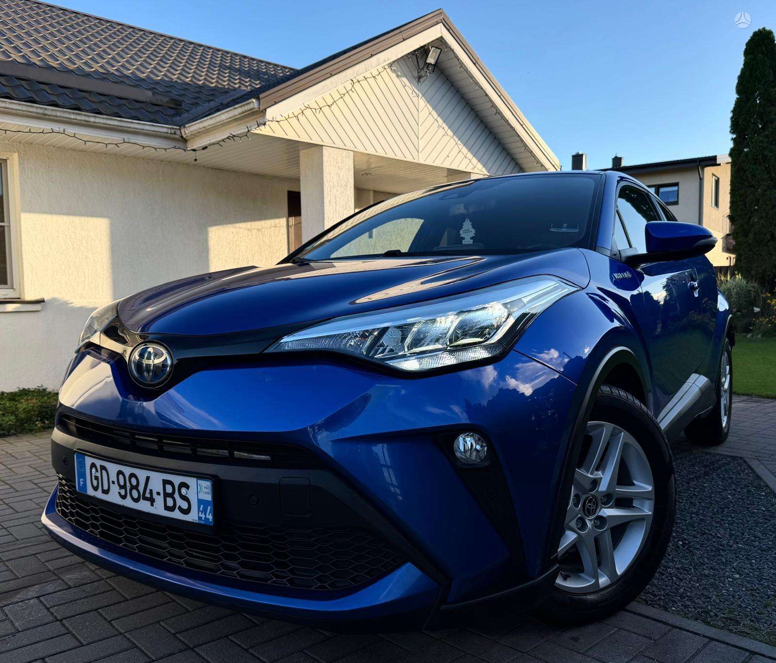 Toyota C-HR фото 22