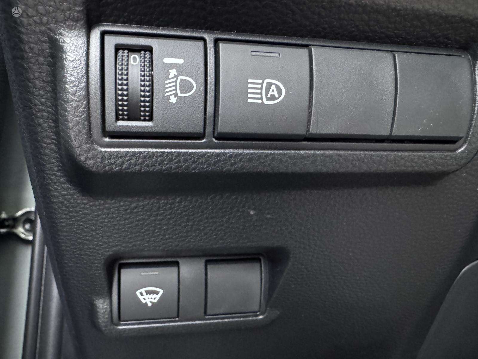 Toyota Corolla Cross фото 25