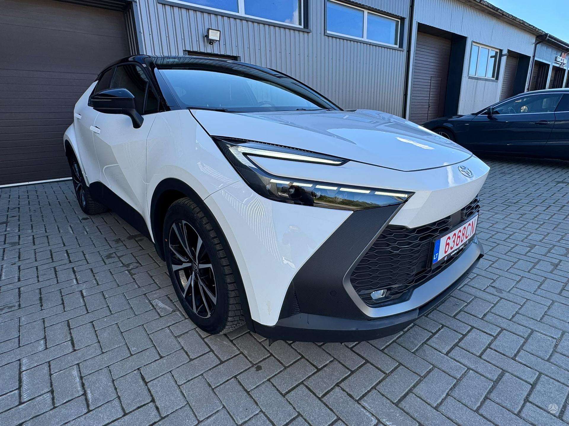 Toyota C-HR фото 7