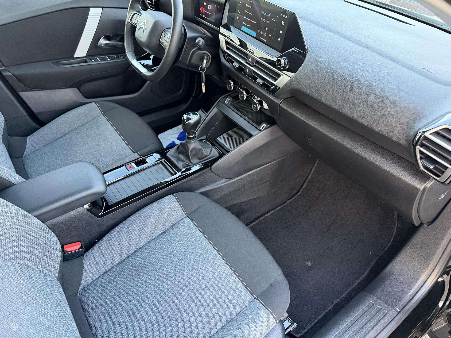 Citroen C4 фото 21