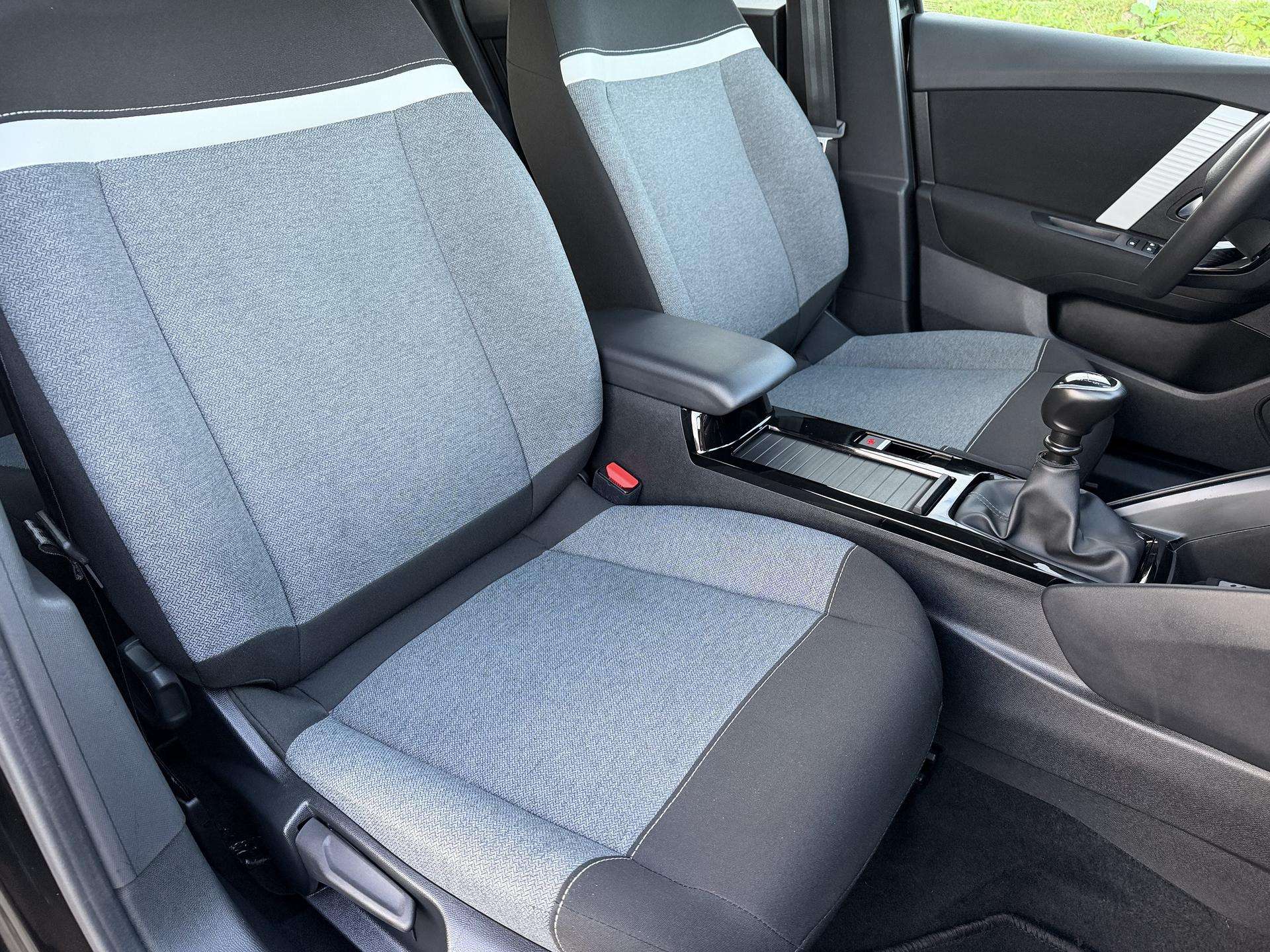 Citroen C4 фото 22