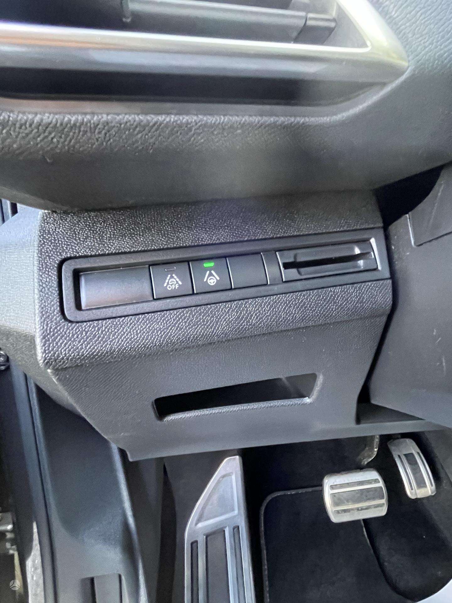 Peugeot 3008 фото 32