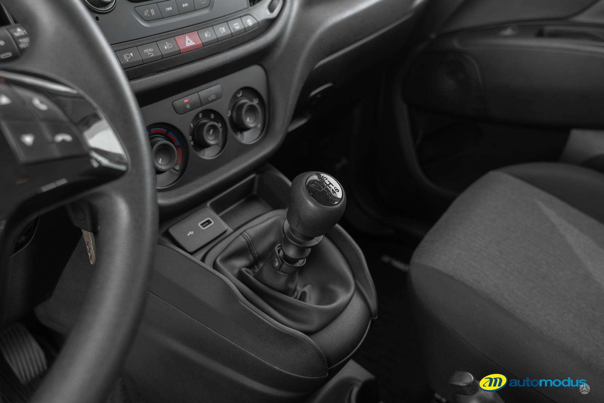 Fiat Doblo фото 12