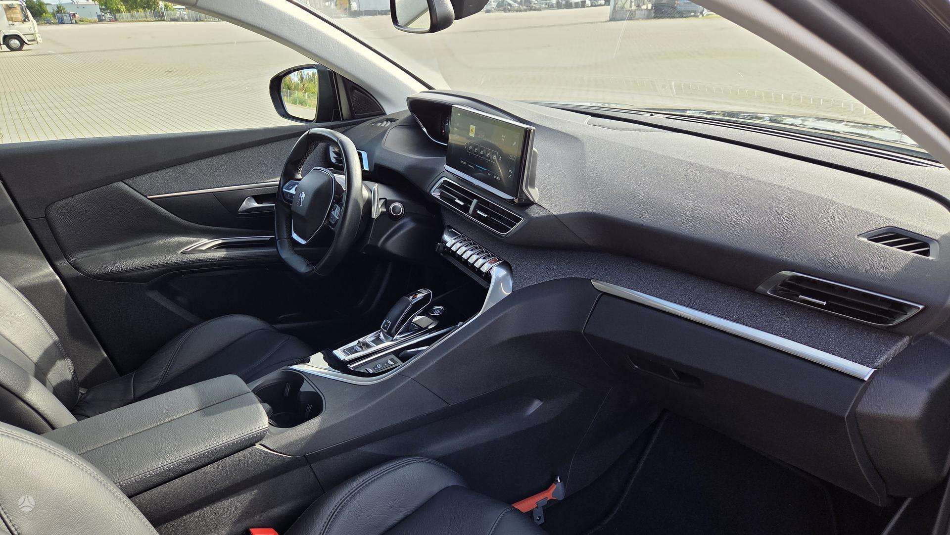 Peugeot 3008 фото 11