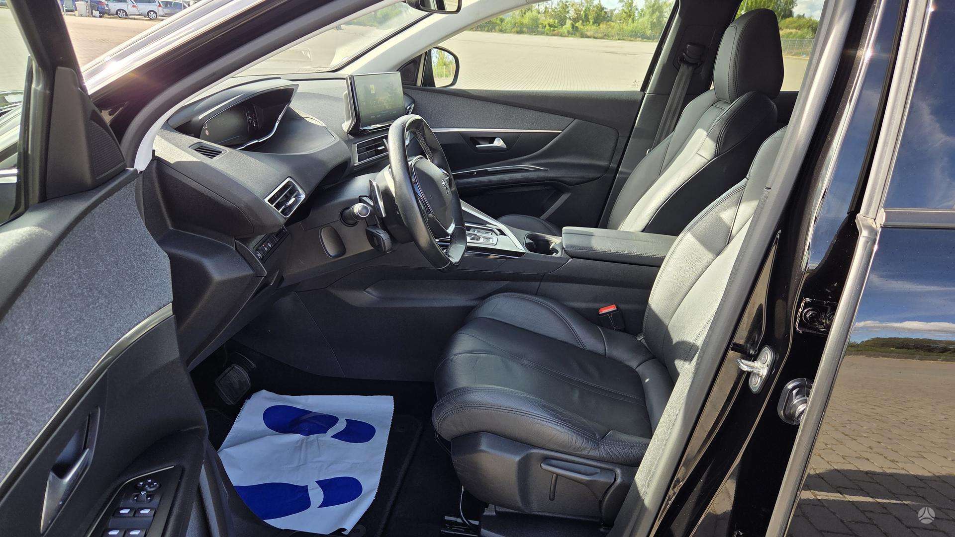 Peugeot 3008 фото 15