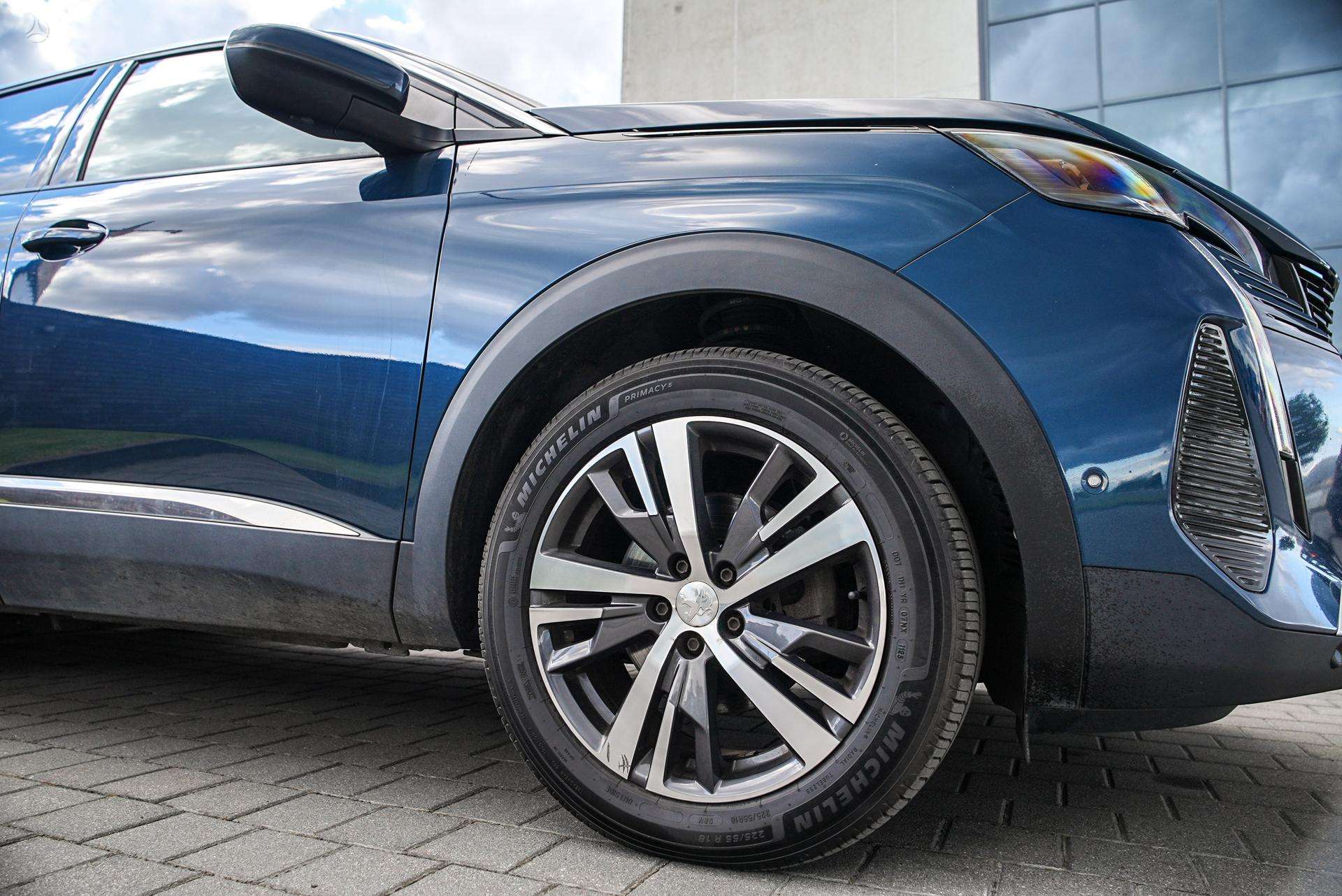 Peugeot 5008 фото 7