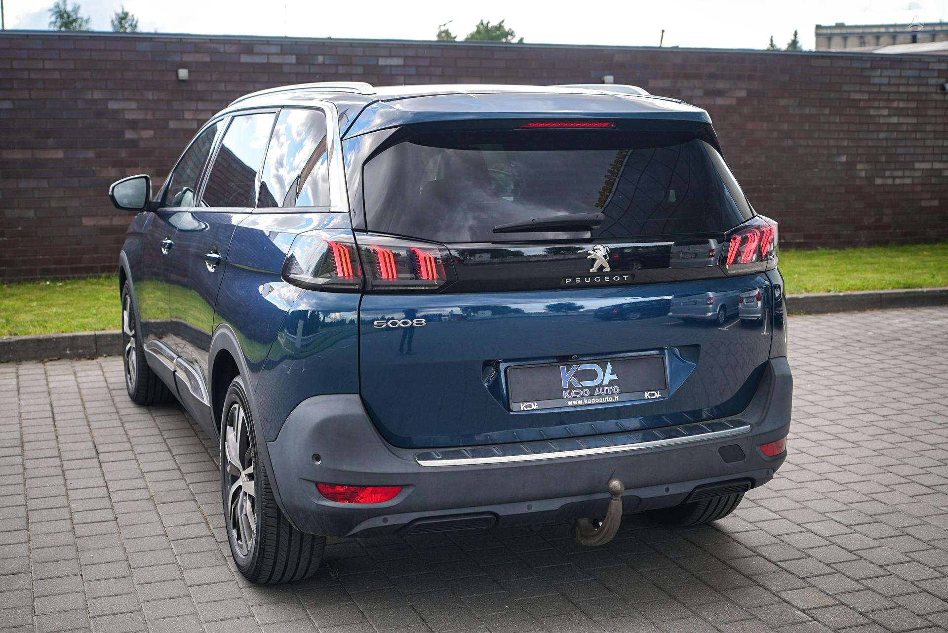 Peugeot 5008 фото 10