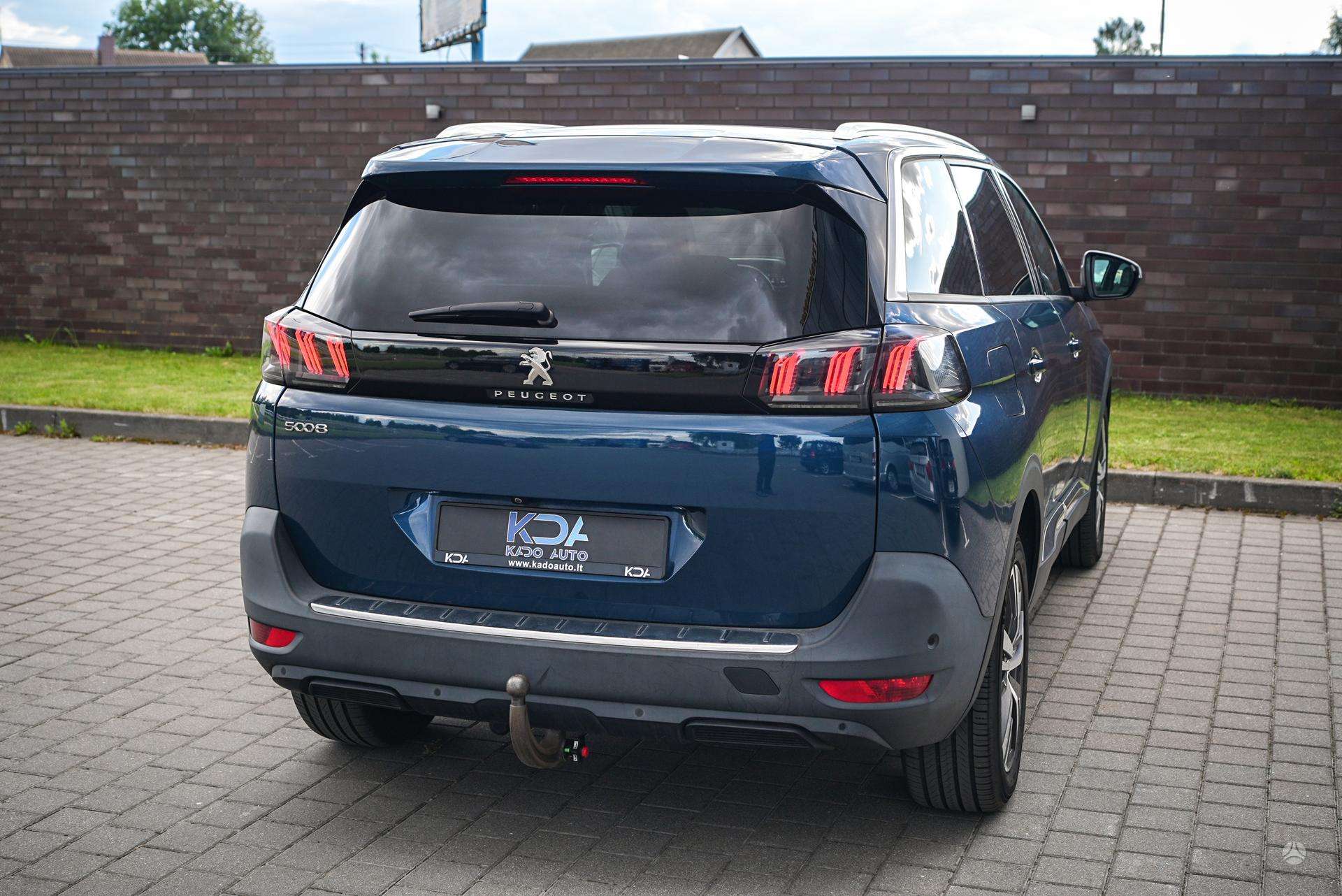 Peugeot 5008 фото 12