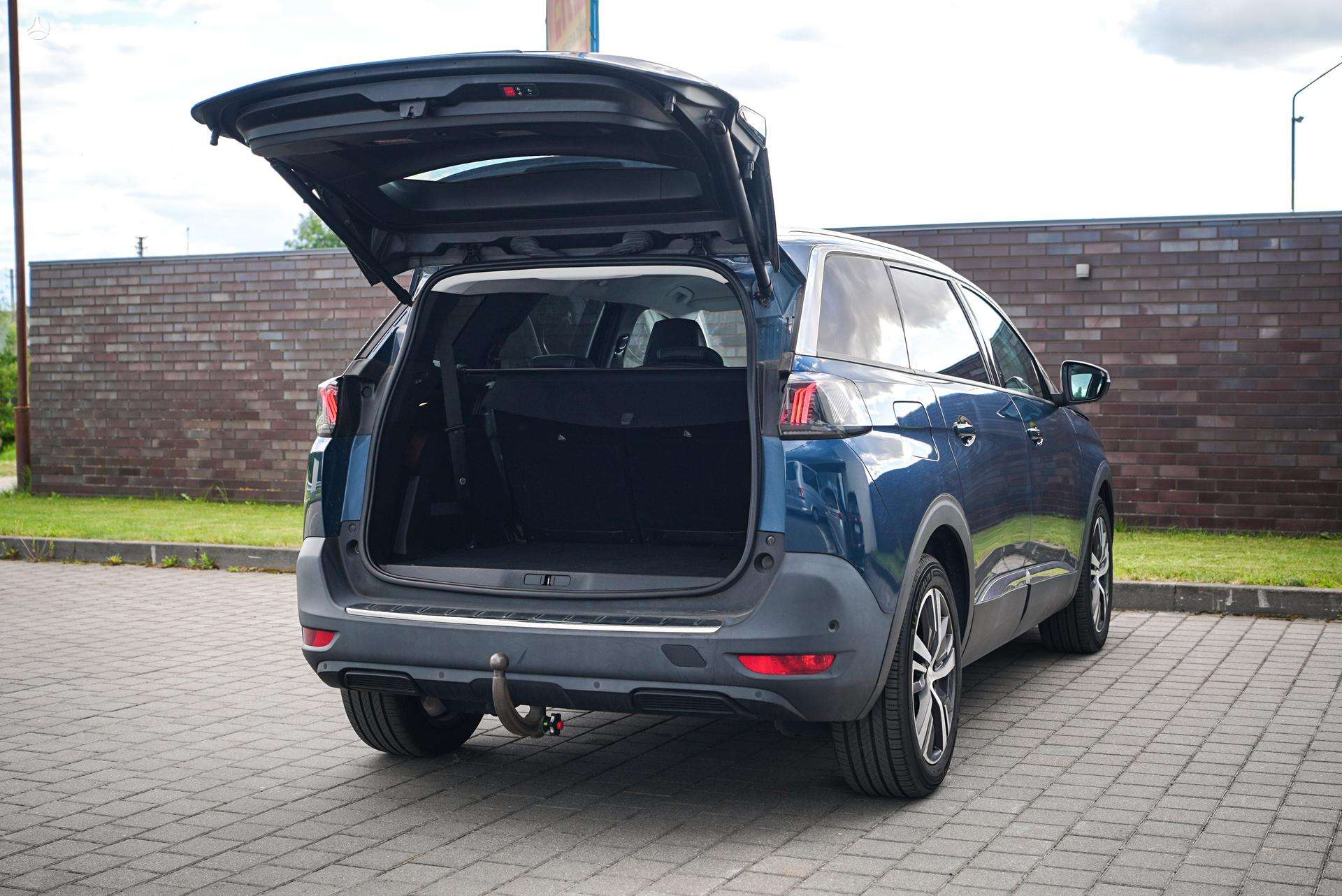 Peugeot 5008 фото 14