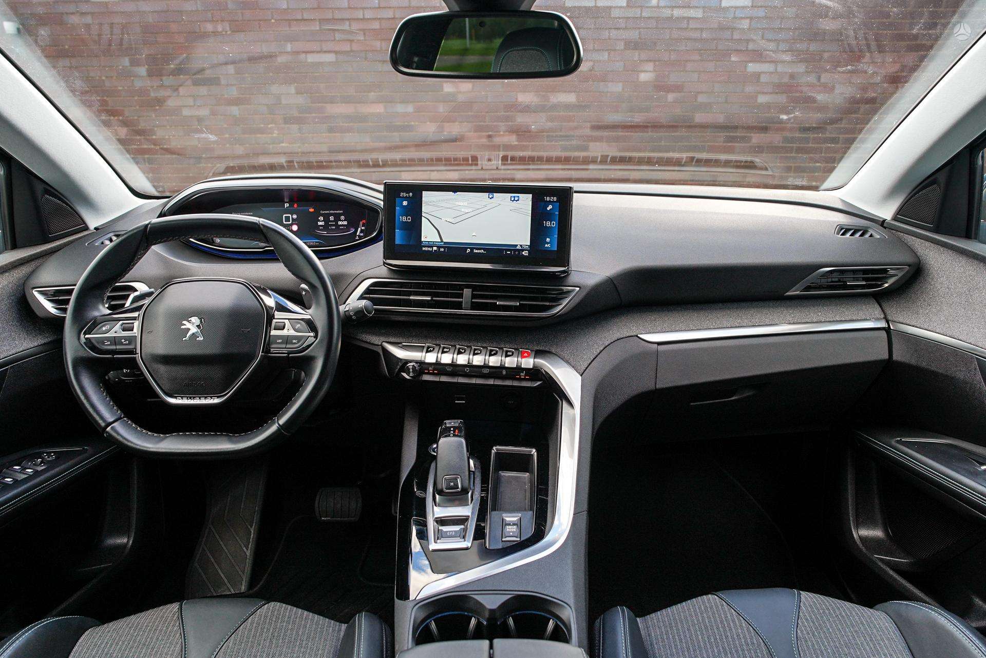 Peugeot 5008 фото 18