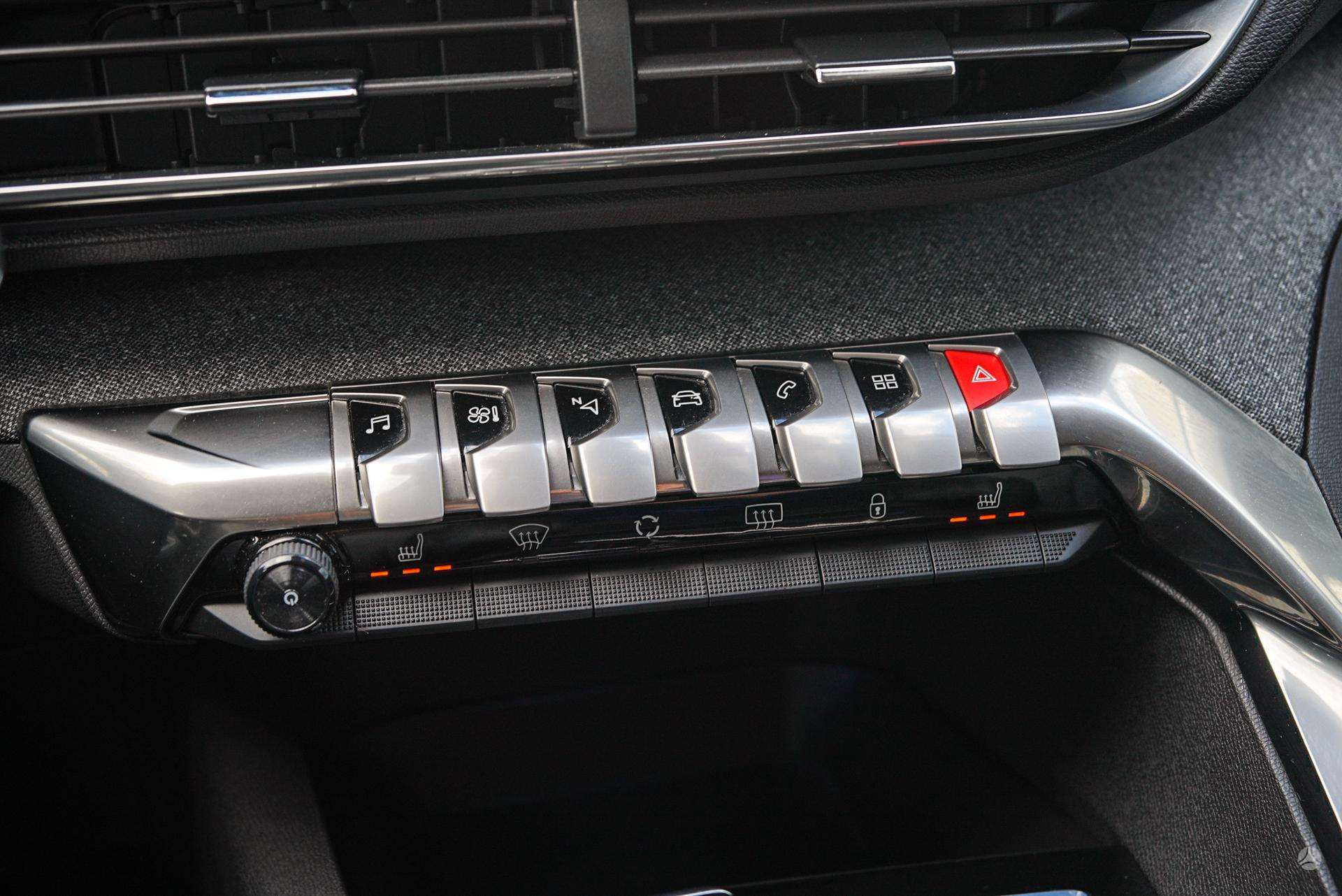 Peugeot 5008 фото 23