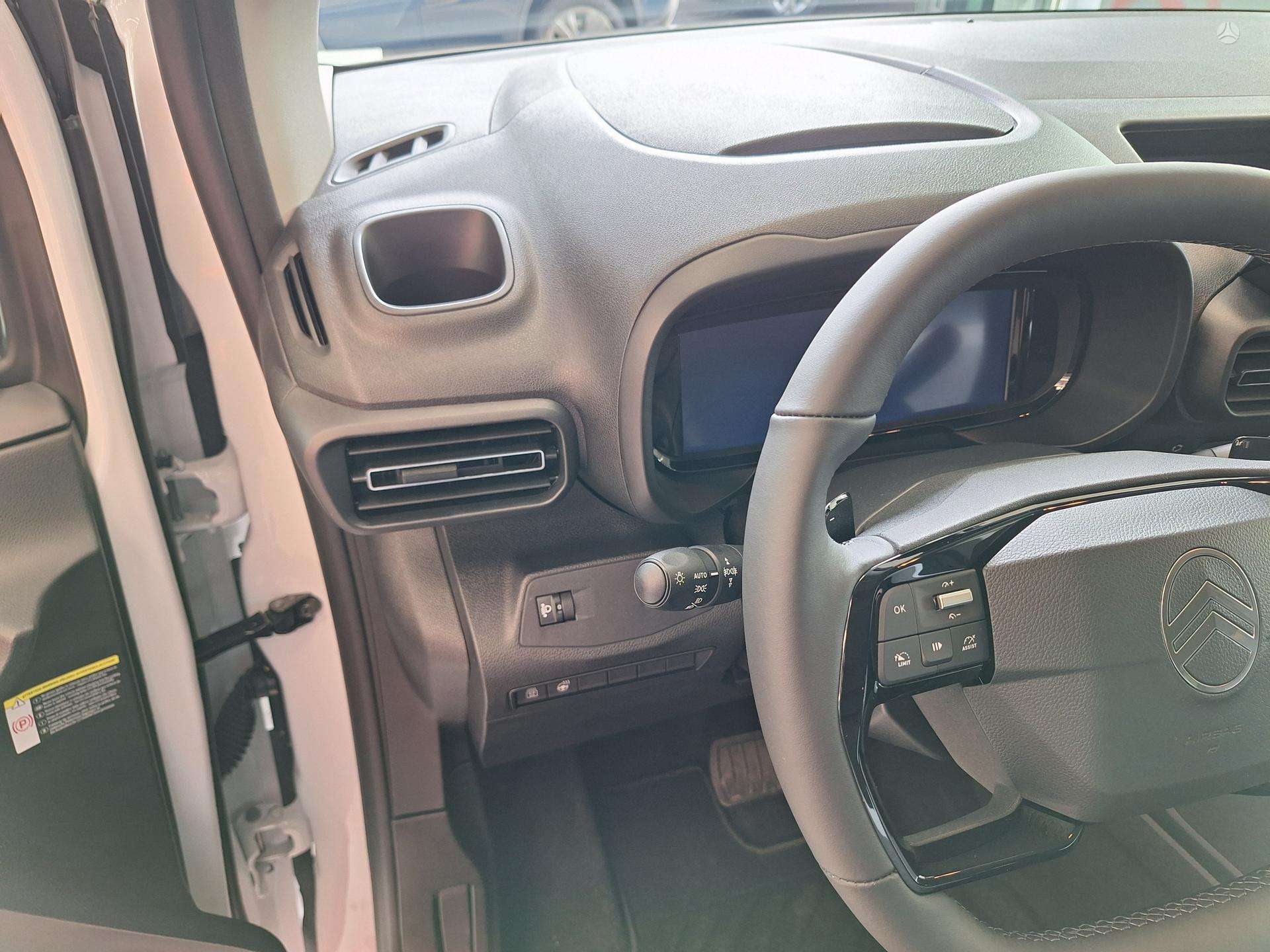 Citroen Berlingo фото 12