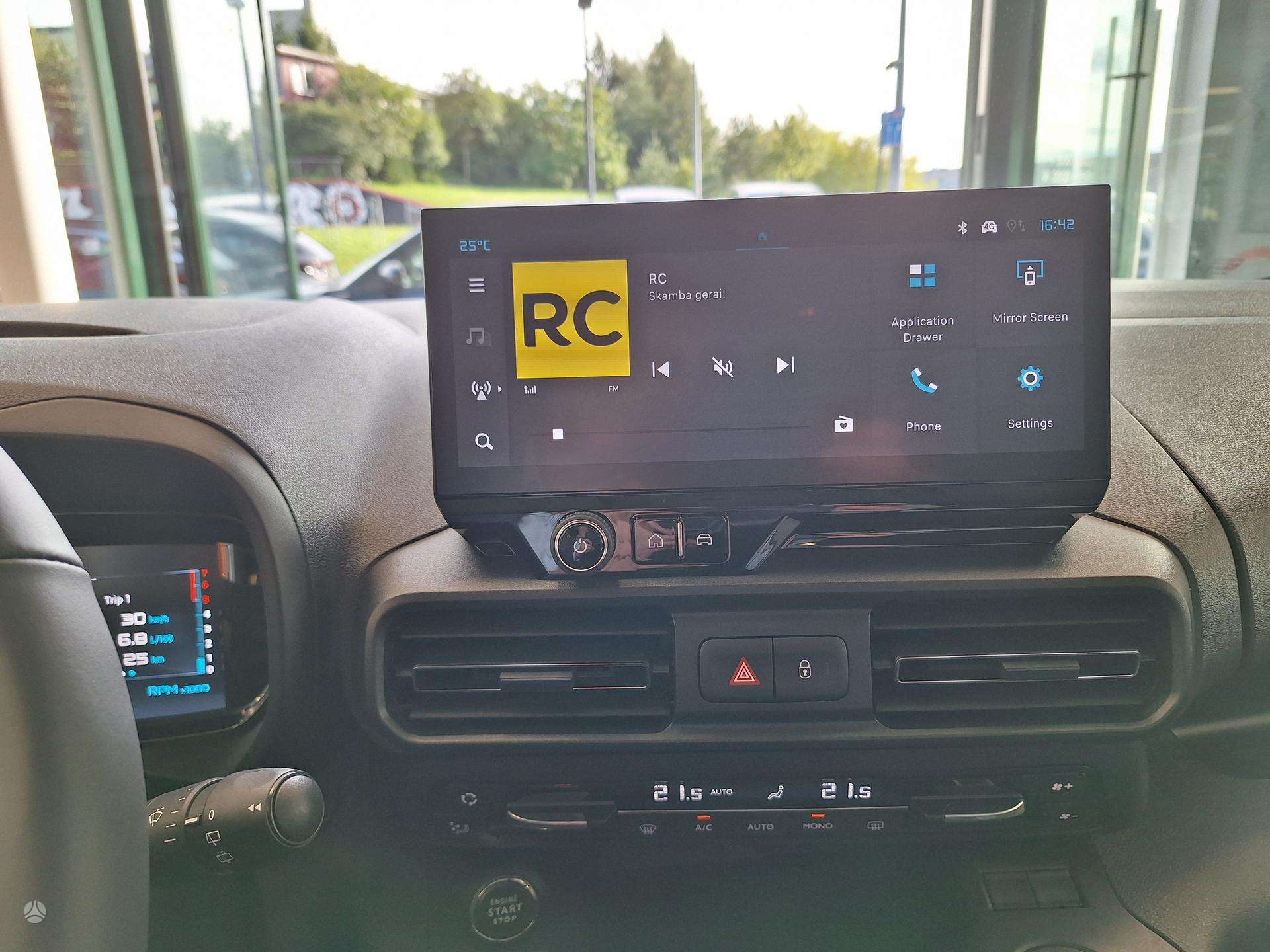 Citroen Berlingo фото 13