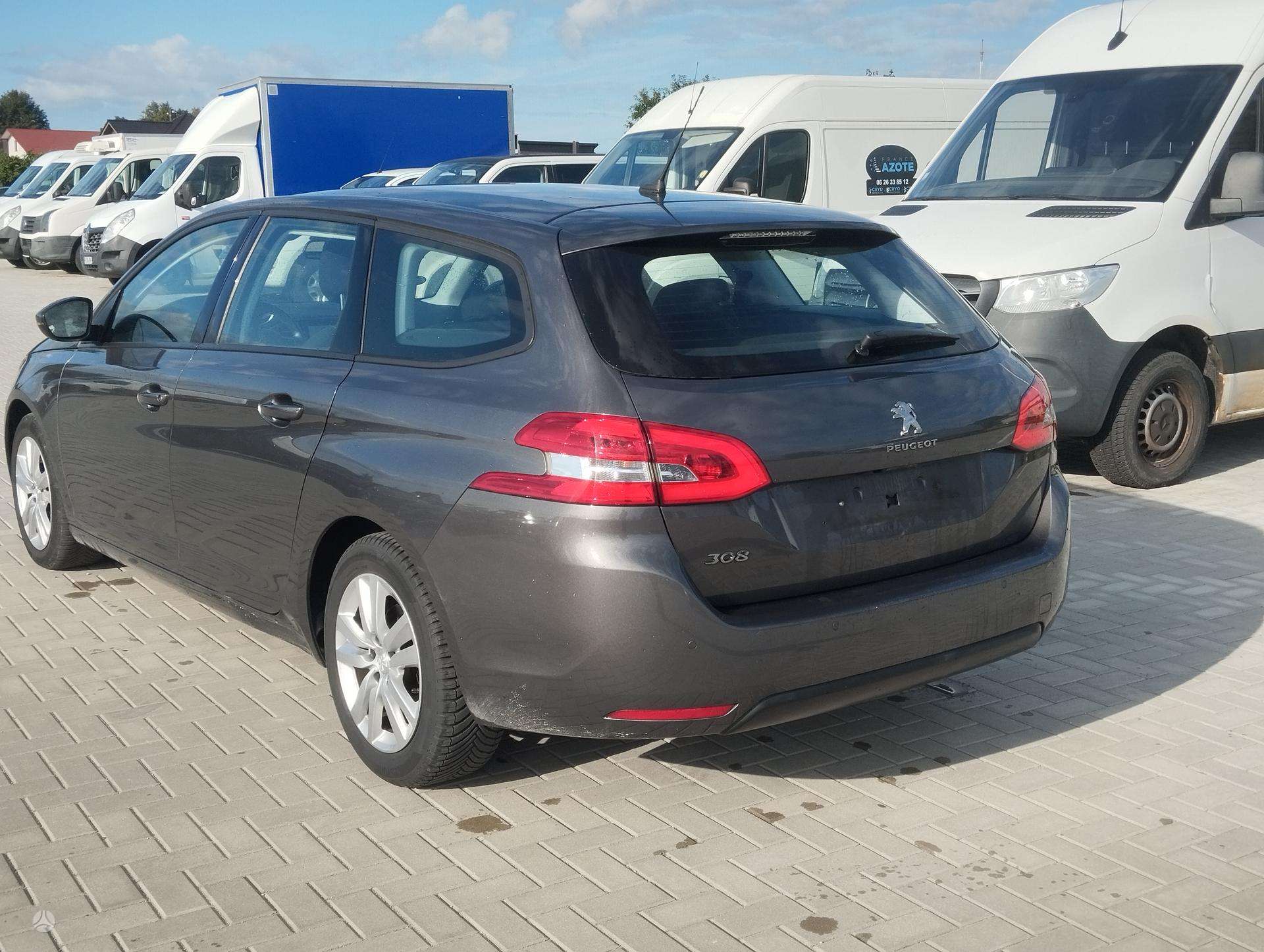 Peugeot 308 фото 5