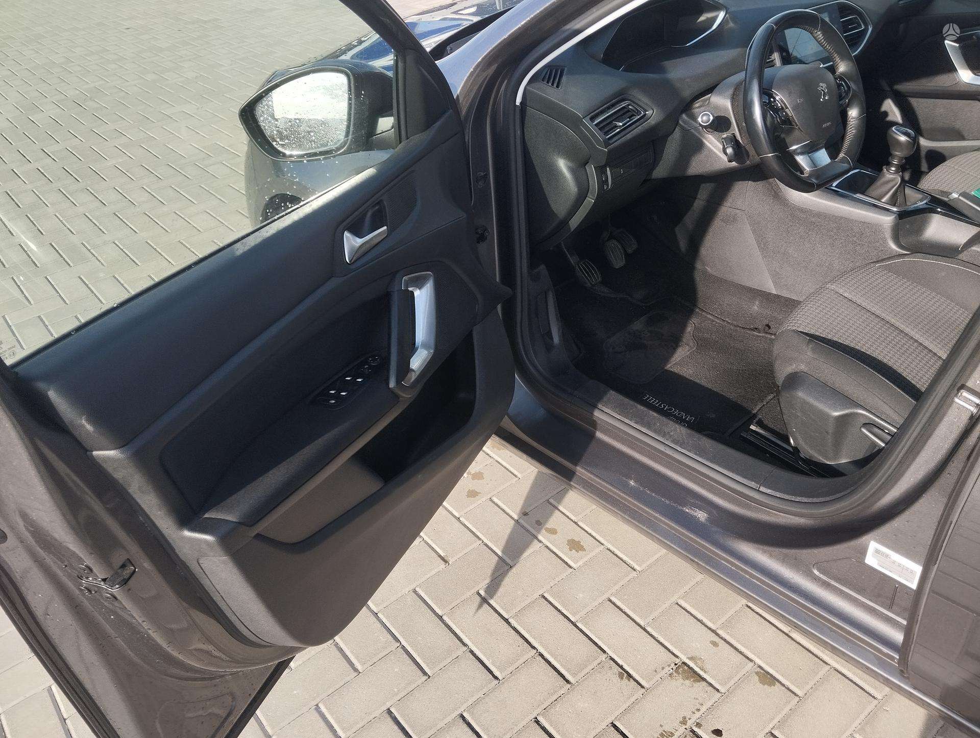 Peugeot 308 фото 13