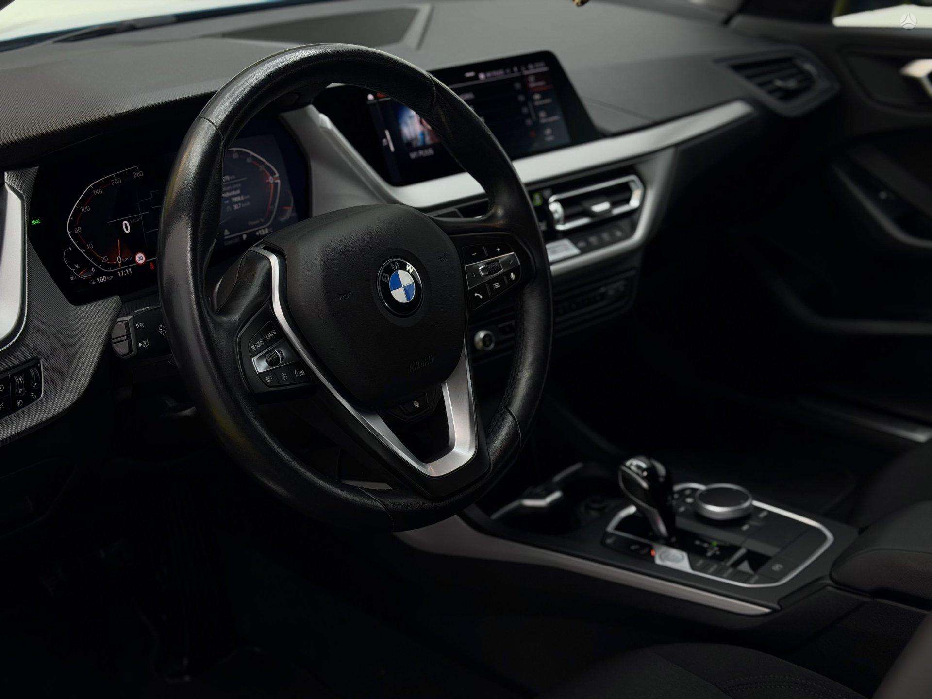 BMW 118 фото 9