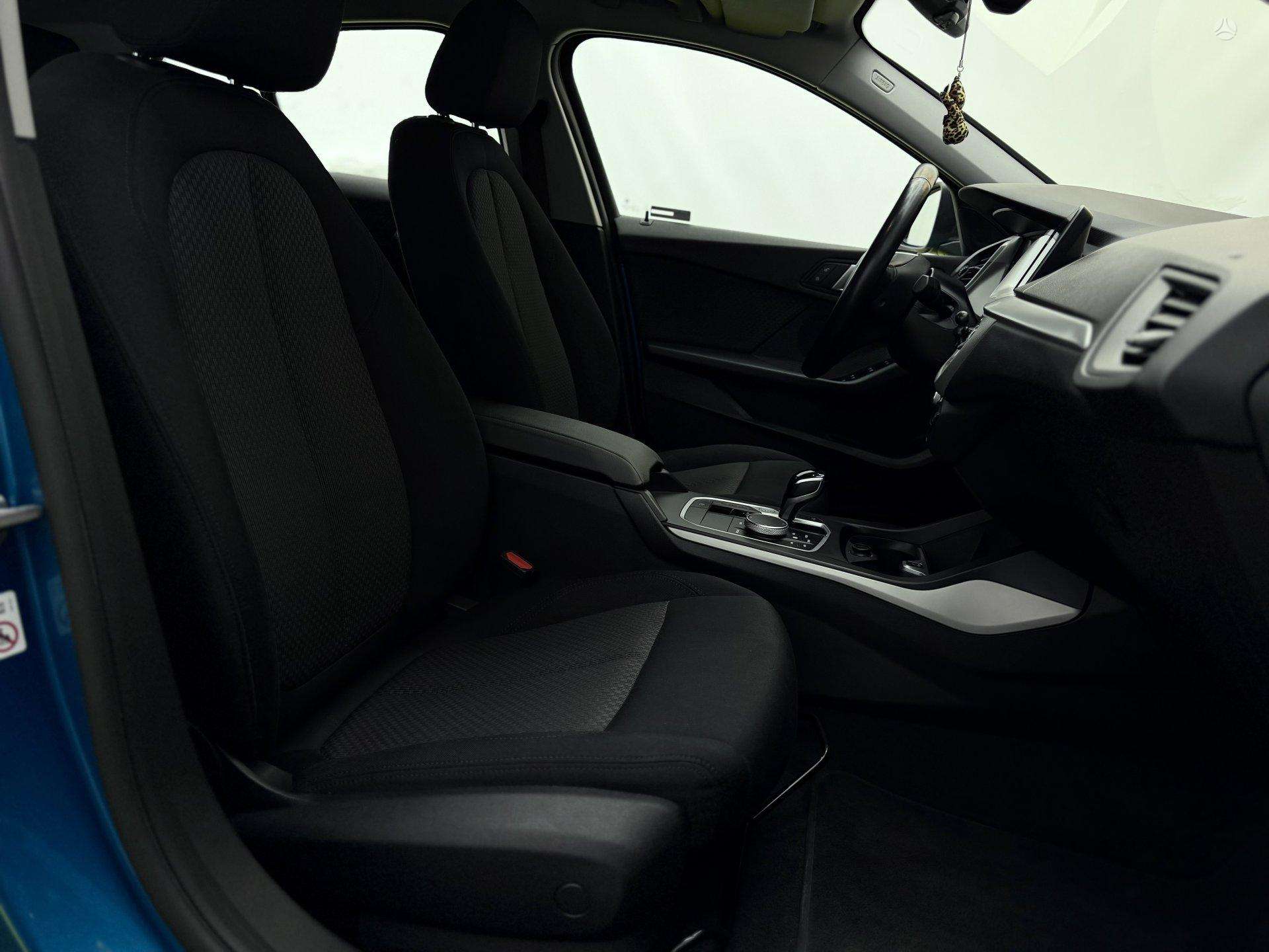 BMW 118 фото 15