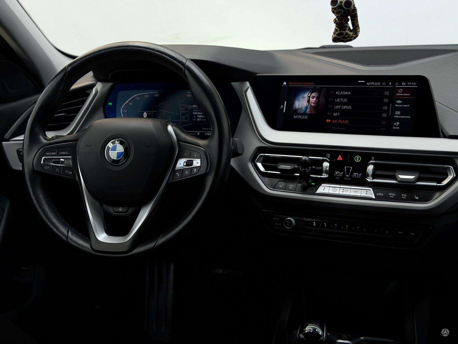BMW 118 фото 16