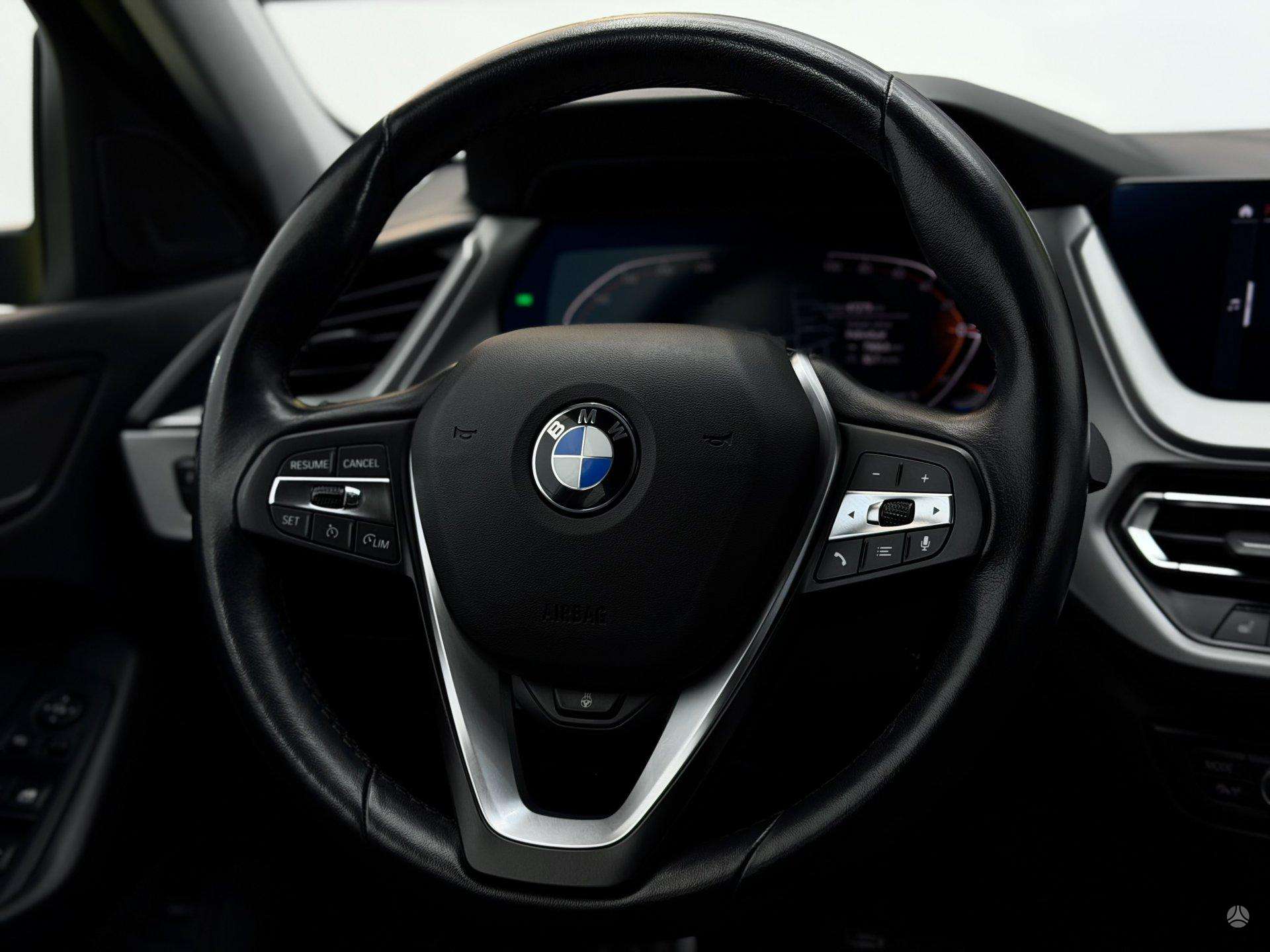 BMW 118 фото 17