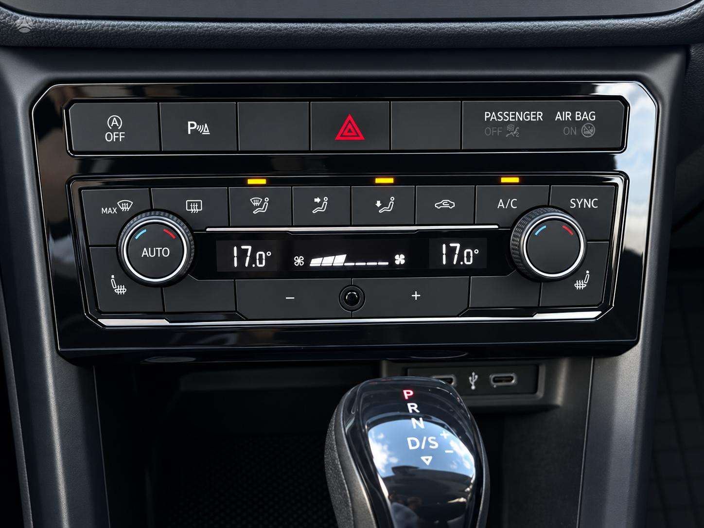Volkswagen T-Cross фото 17