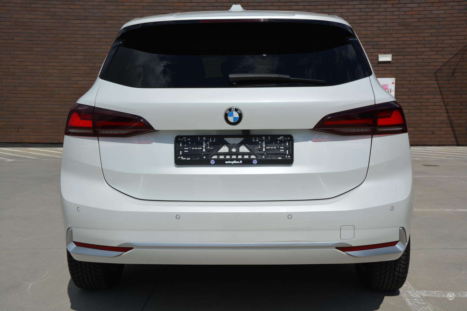 BMW 218 фото 4
