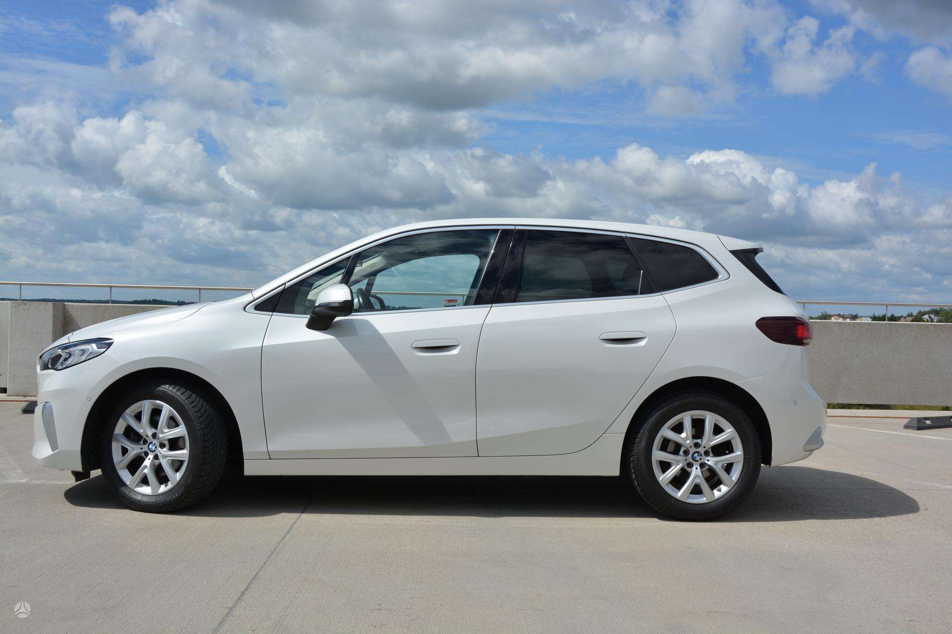 BMW 218 фото 5