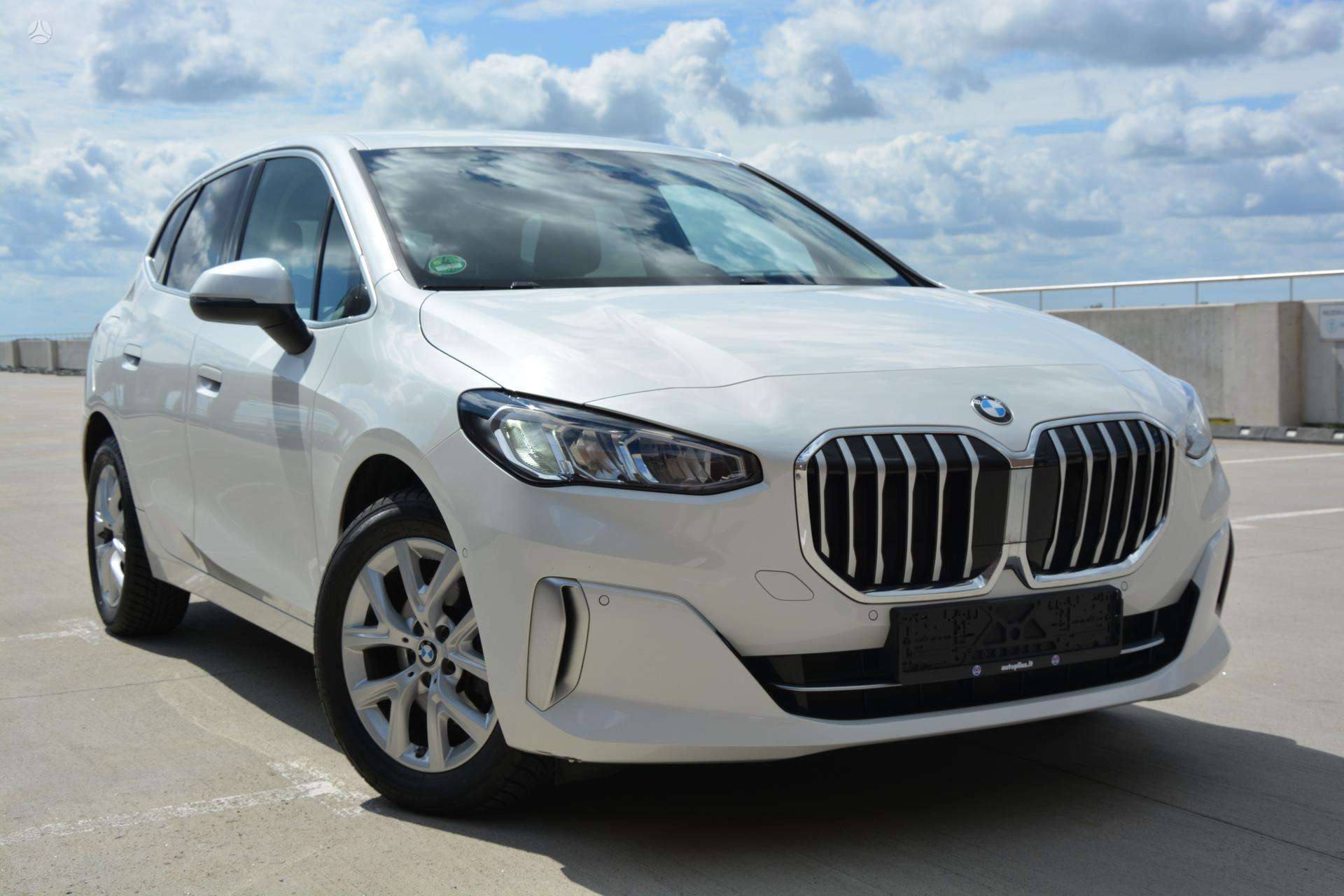BMW 218 фото 19