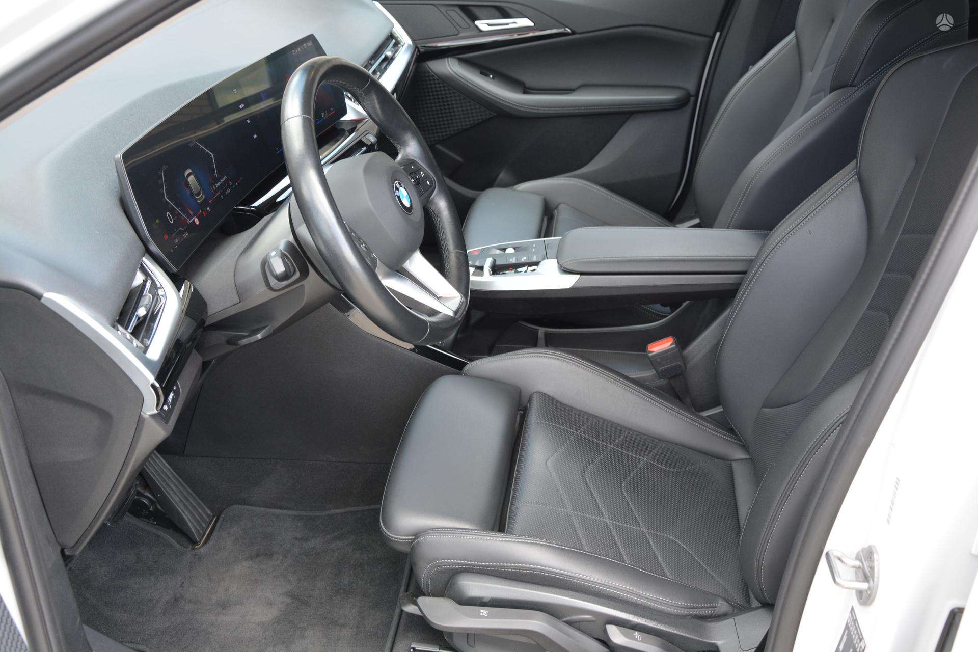 BMW 218 фото 23