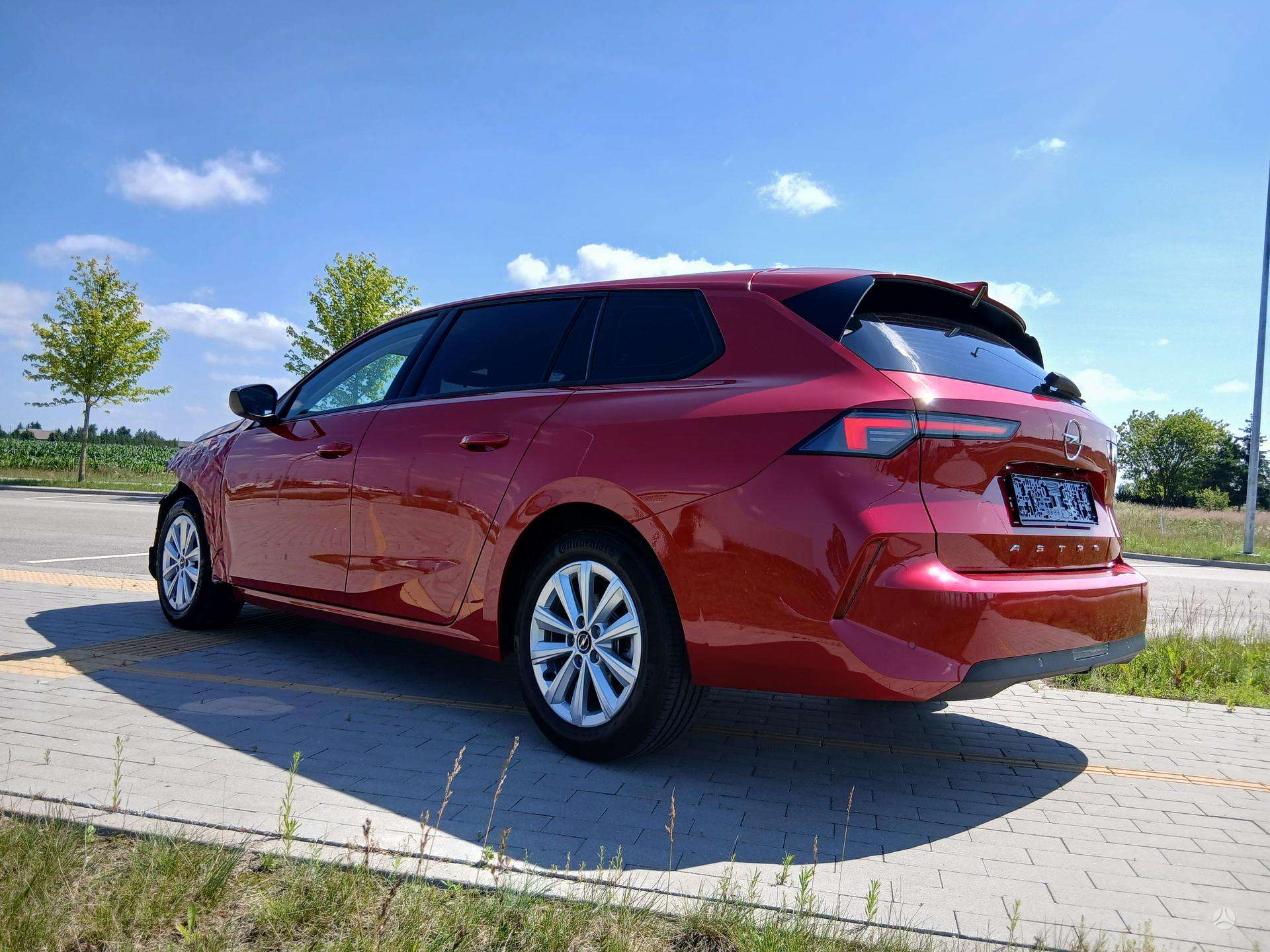 Opel Astra фото 2