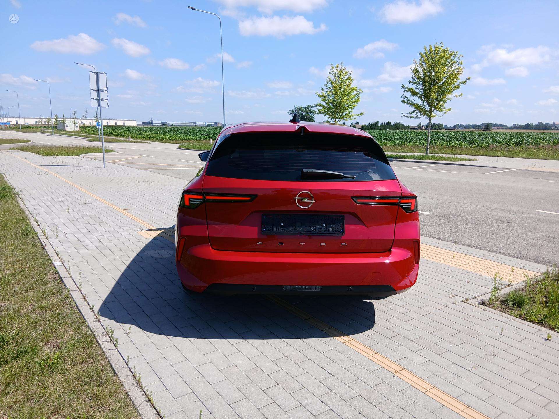 Opel Astra фото 18