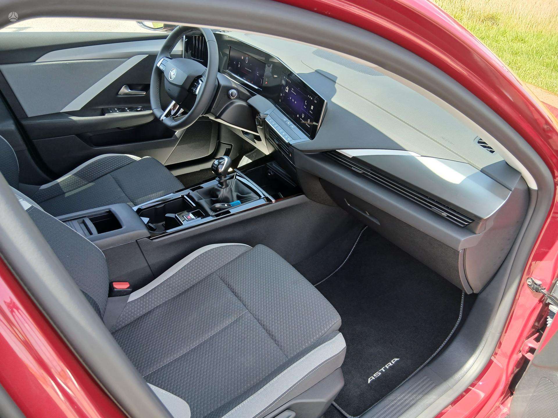 Opel Astra фото 27