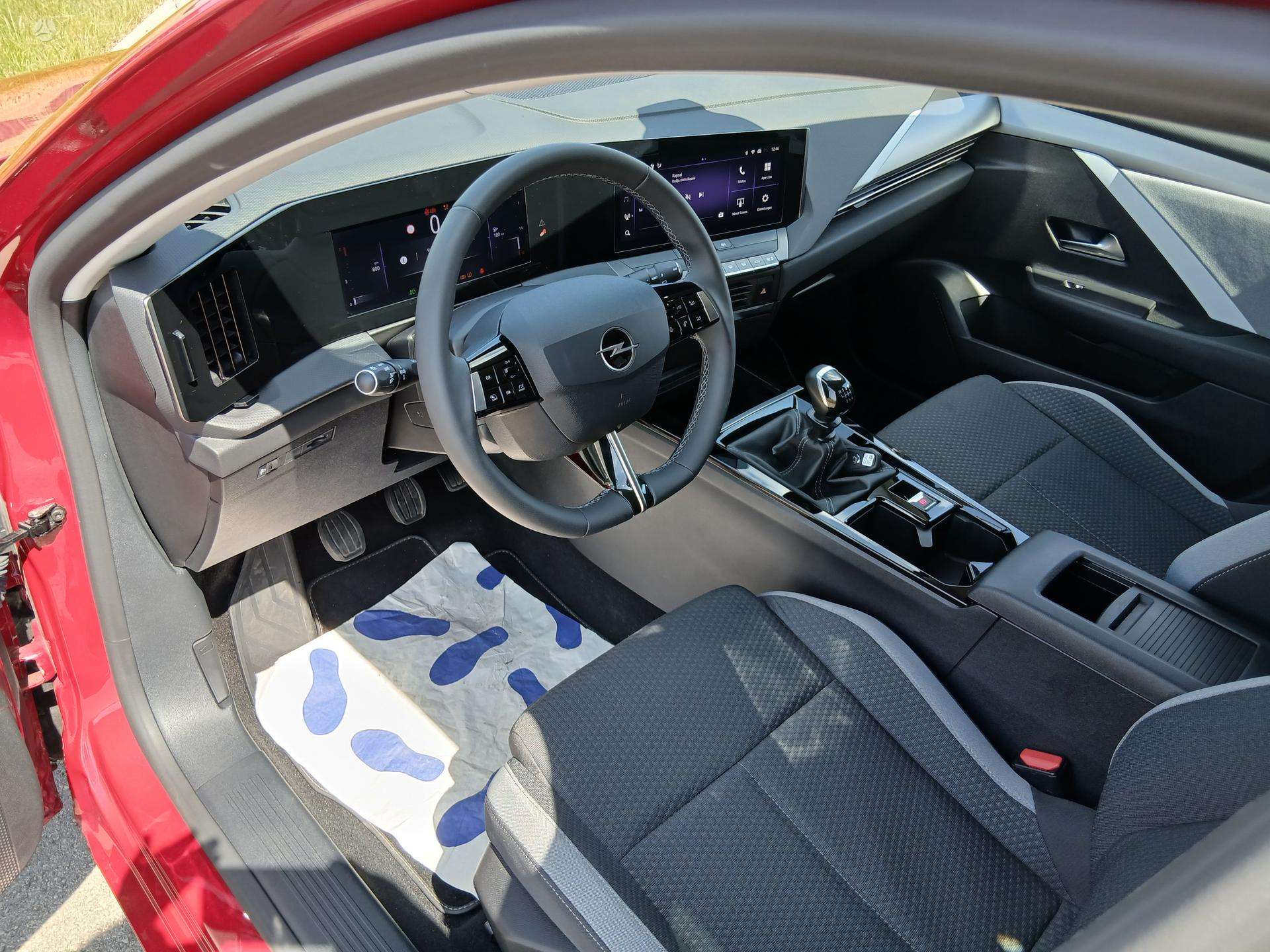 Opel Astra фото 33