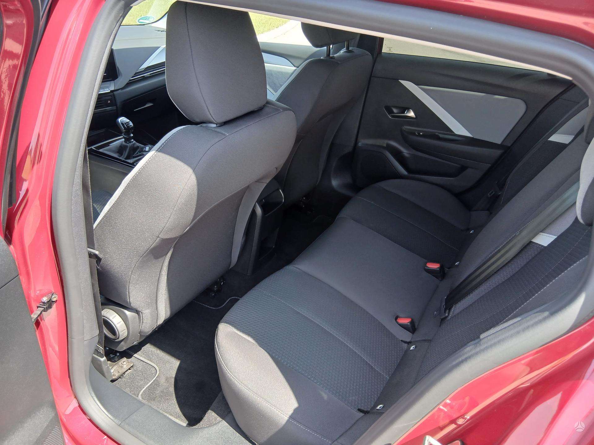 Opel Astra фото 40