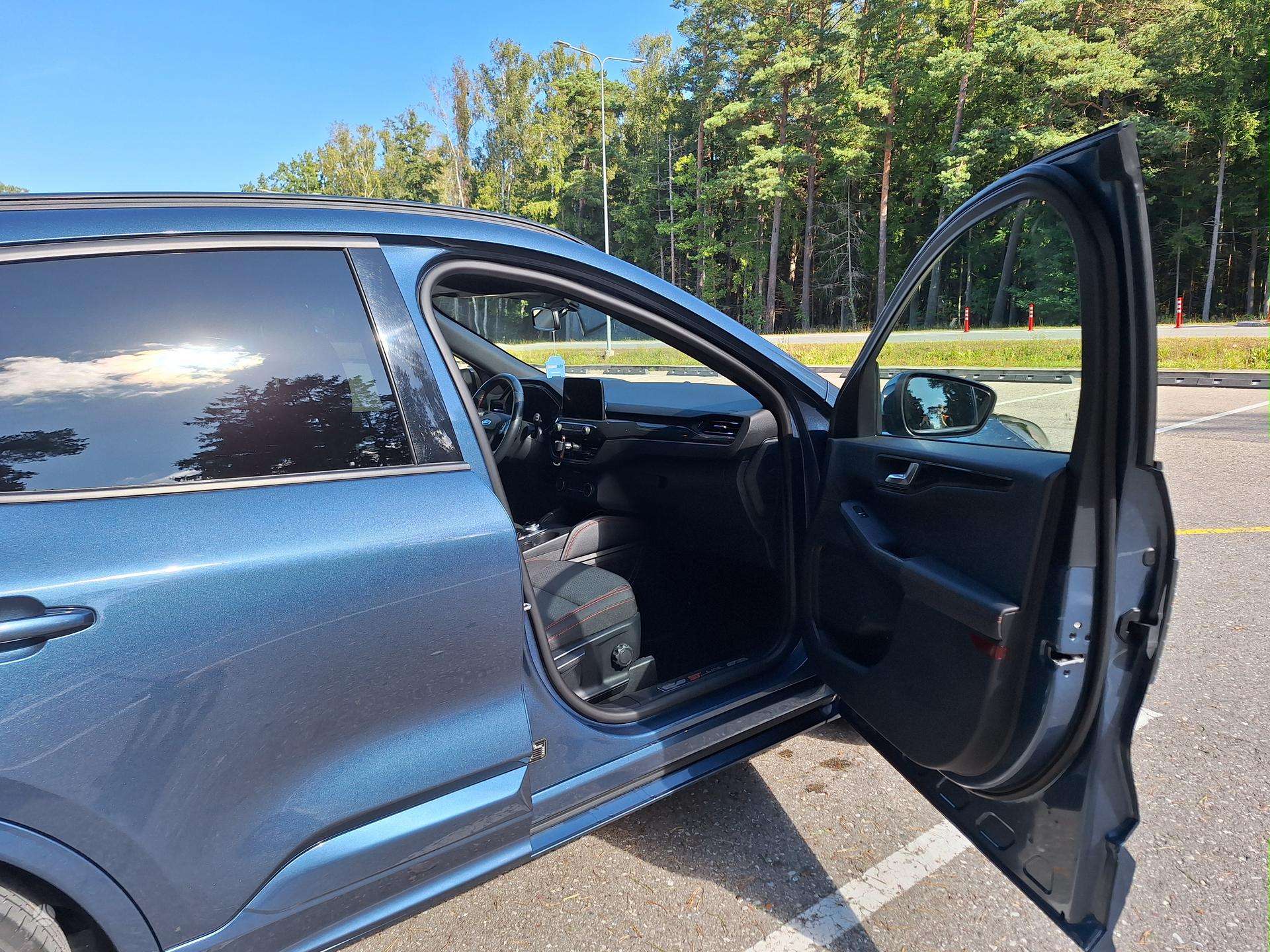 Ford Kuga фото 12