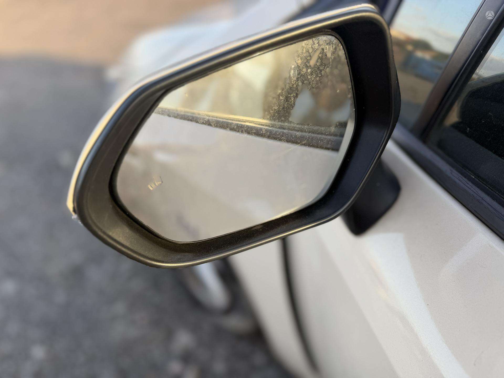 Toyota Corolla фото 12