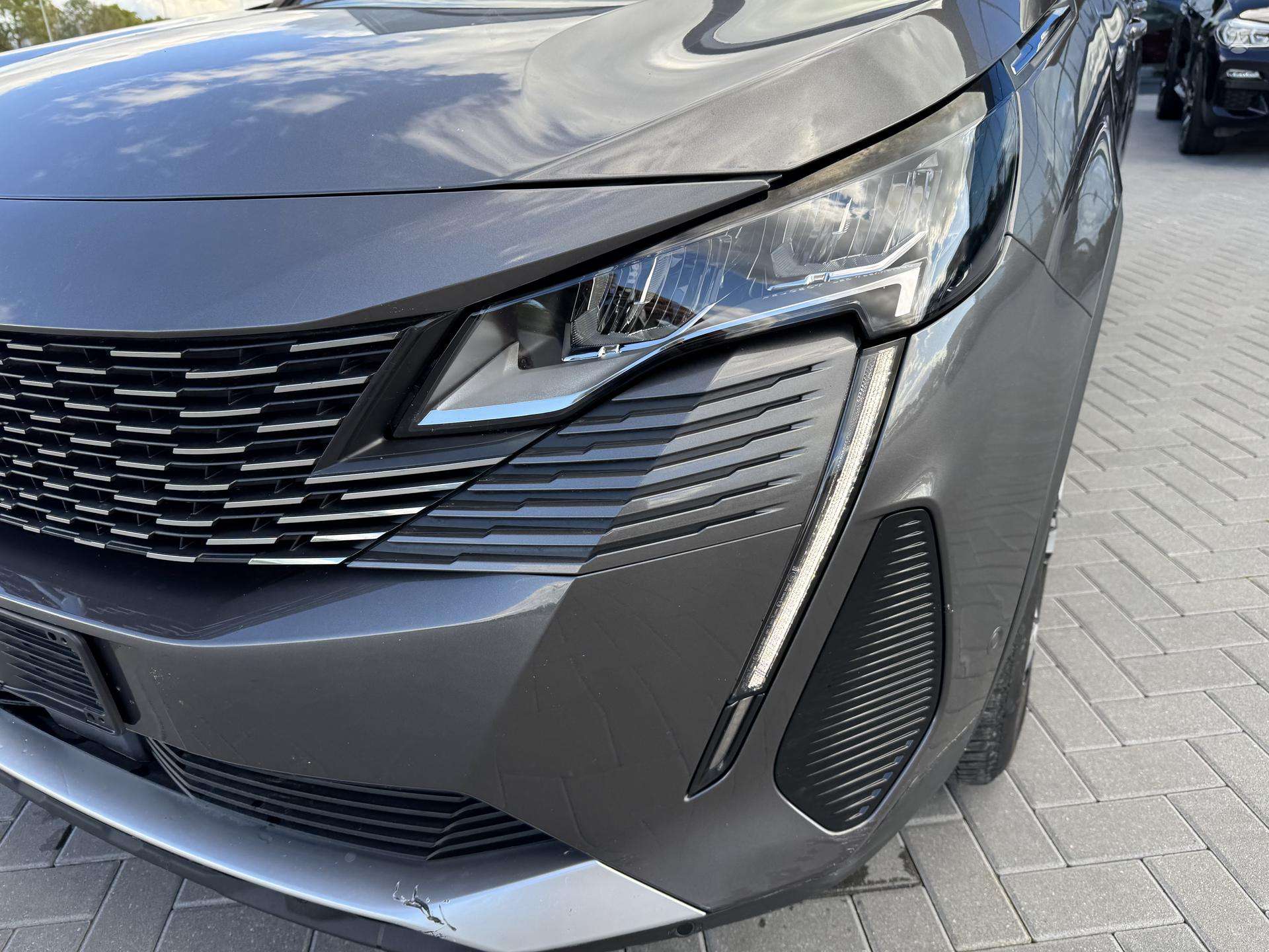 Peugeot 5008 фото 11