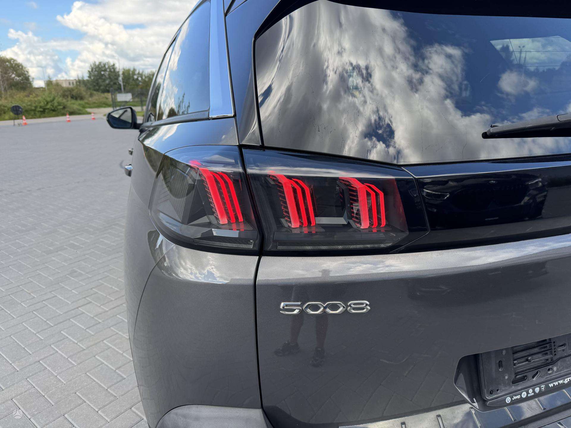 Peugeot 5008 фото 19