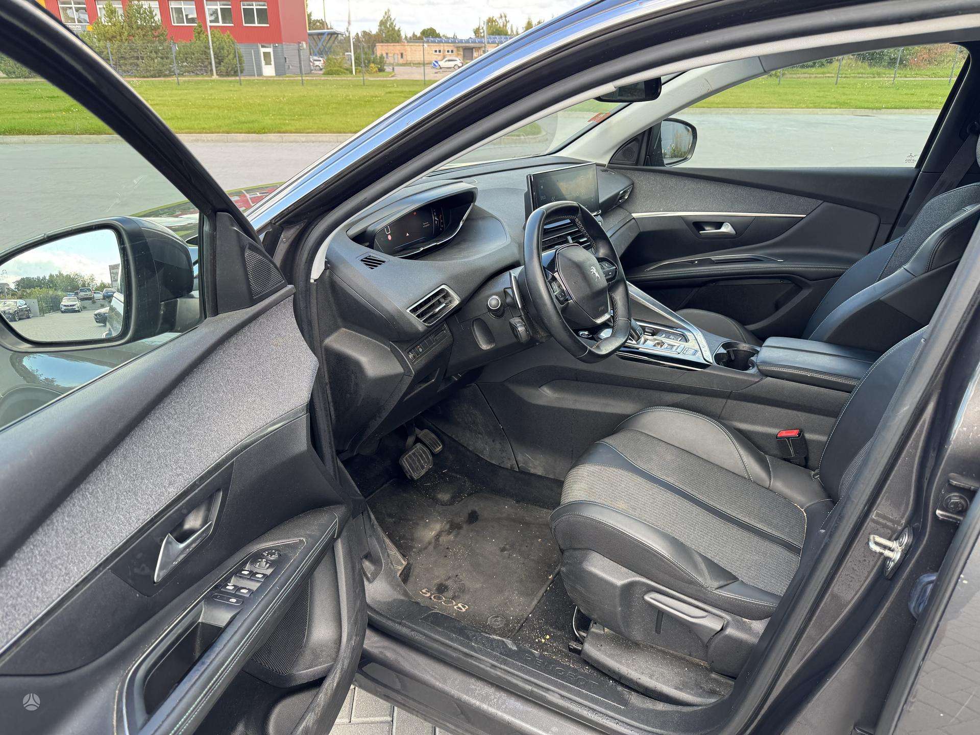 Peugeot 5008 фото 22