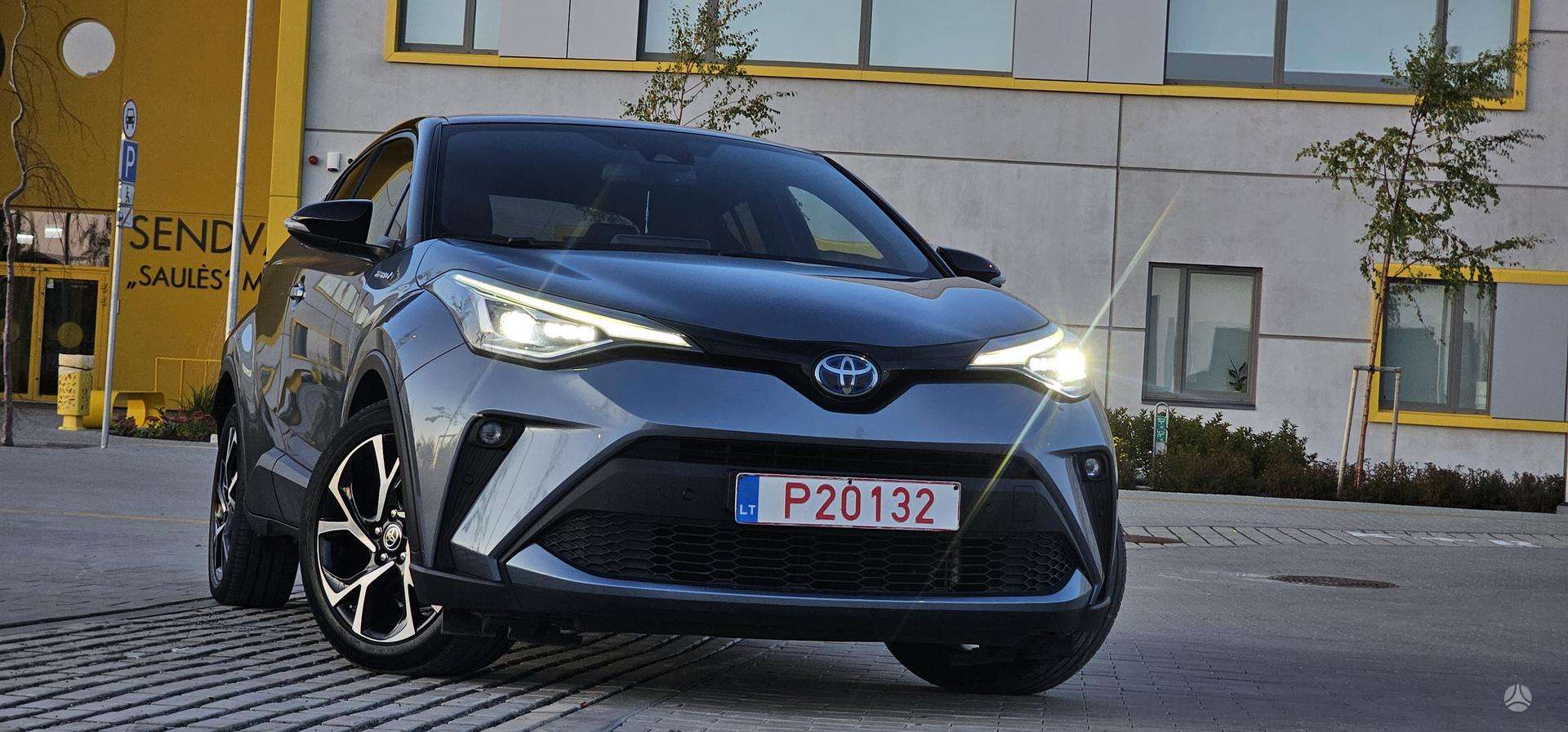 Toyota C-HR фото 6