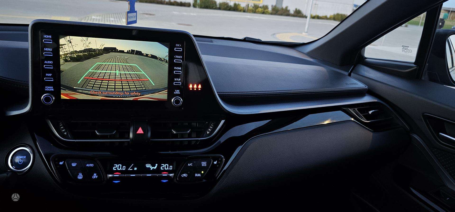 Toyota C-HR фото 20