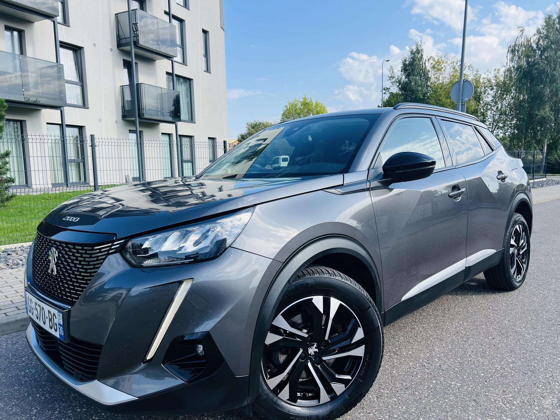 Peugeot 2008 фото 5