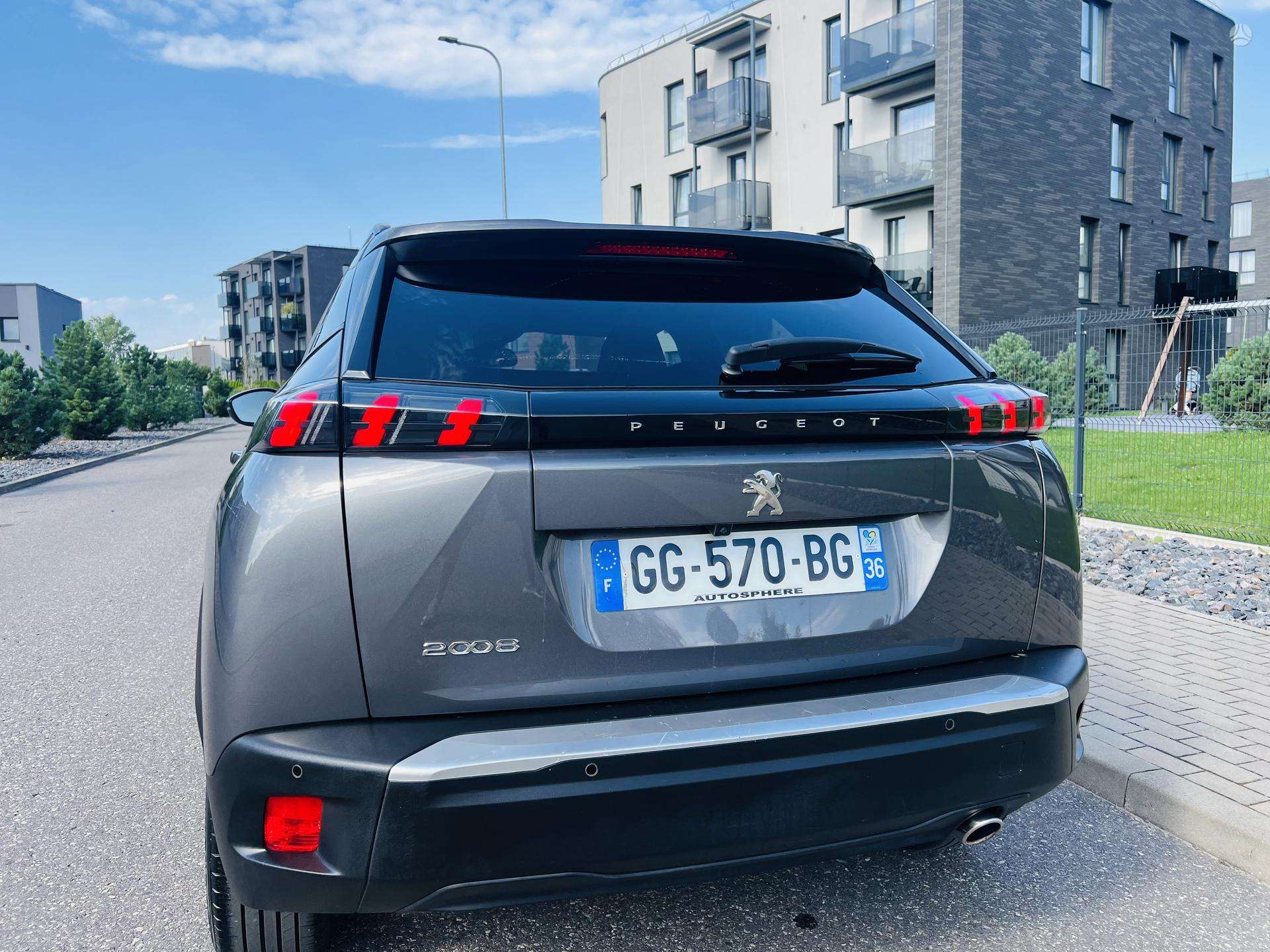 Peugeot 2008 фото 7