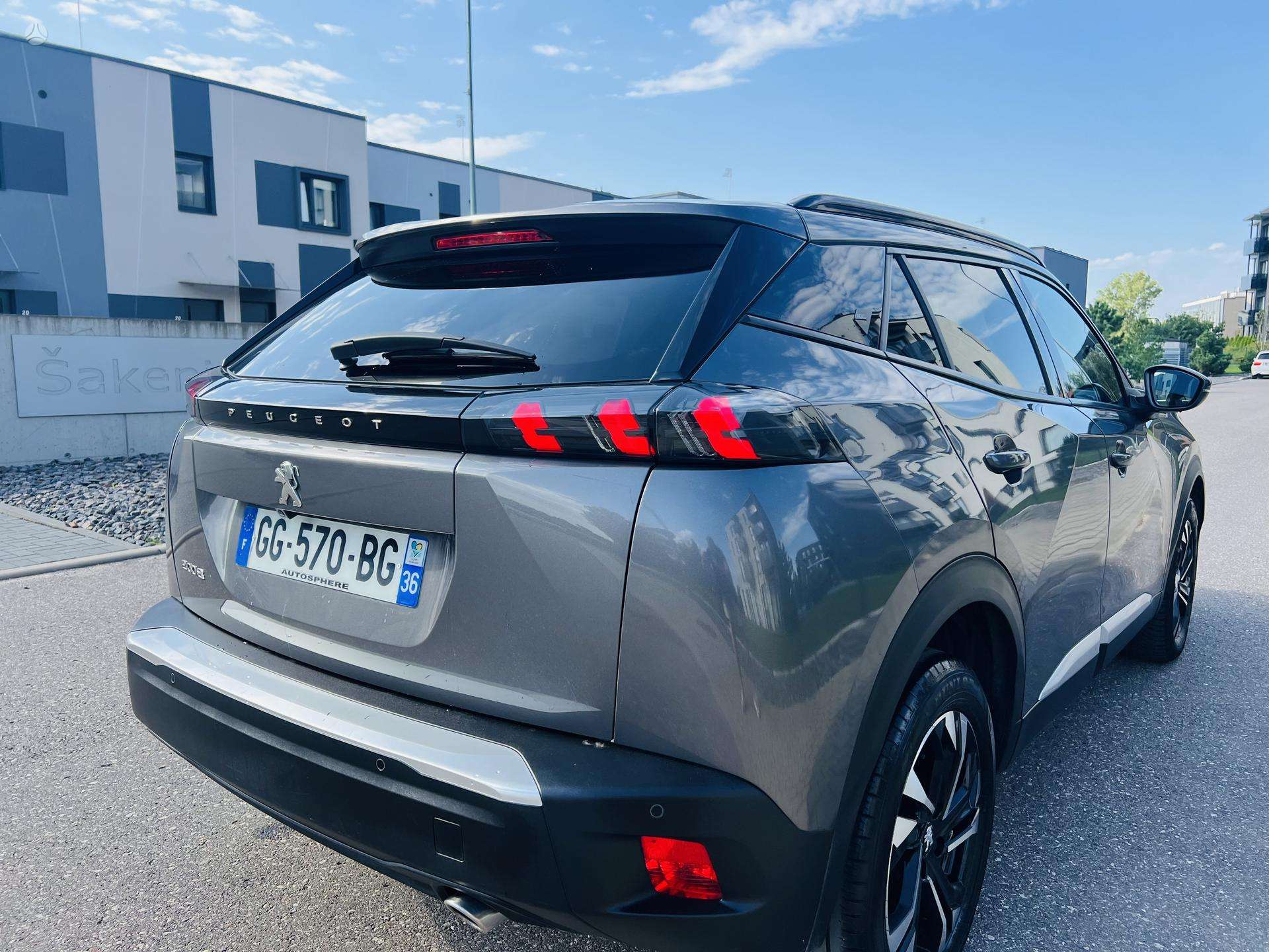 Peugeot 2008 фото 9