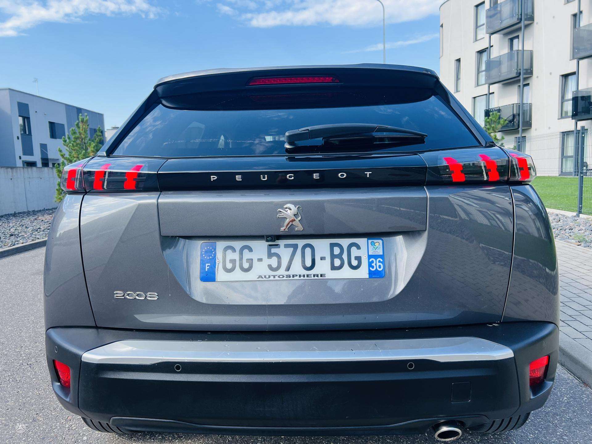 Peugeot 2008 фото 10