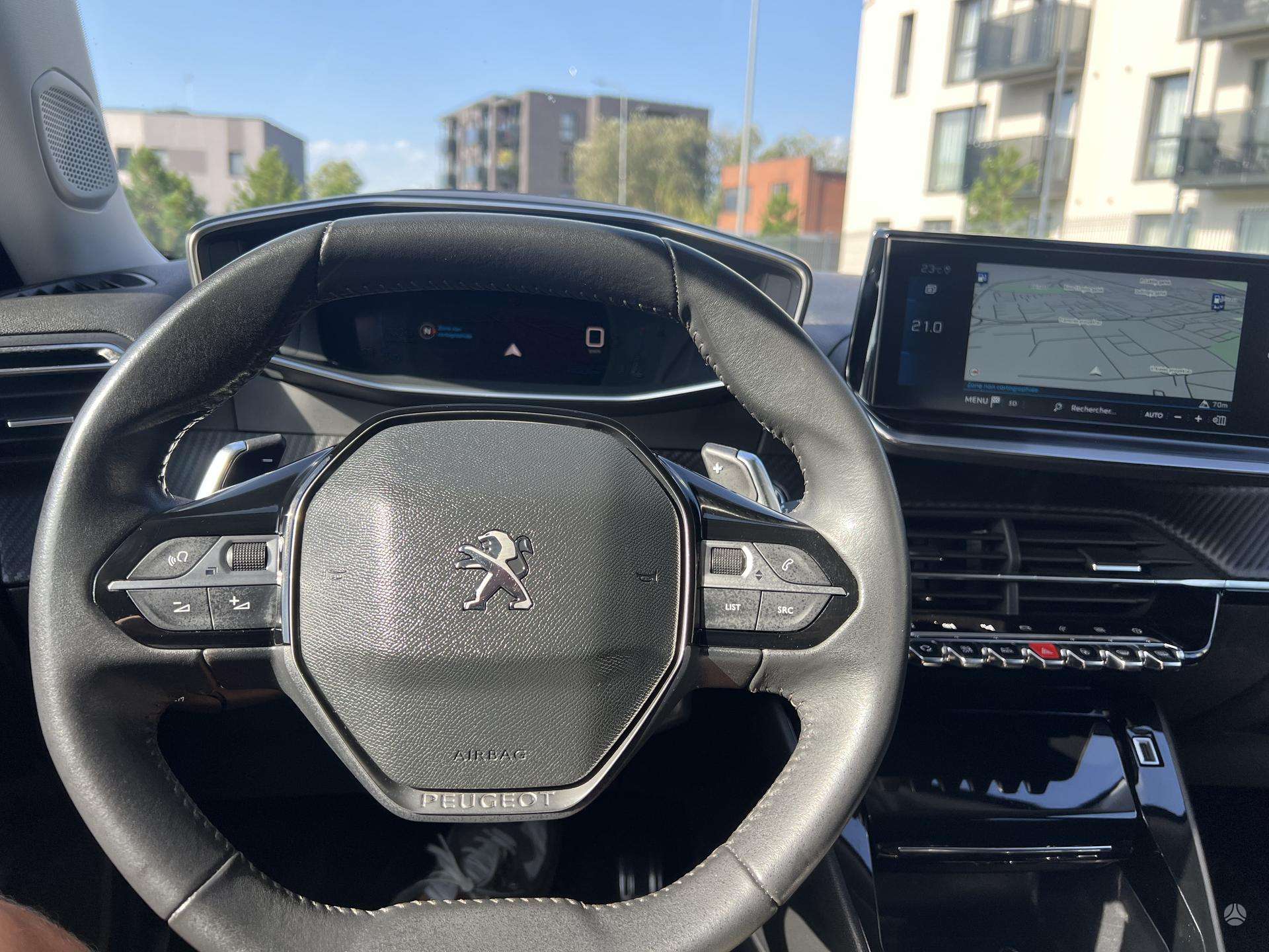 Peugeot 2008 фото 13