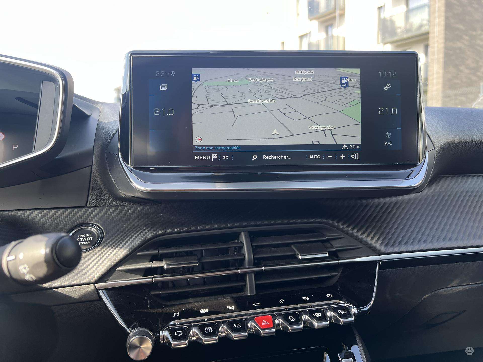 Peugeot 2008 фото 14