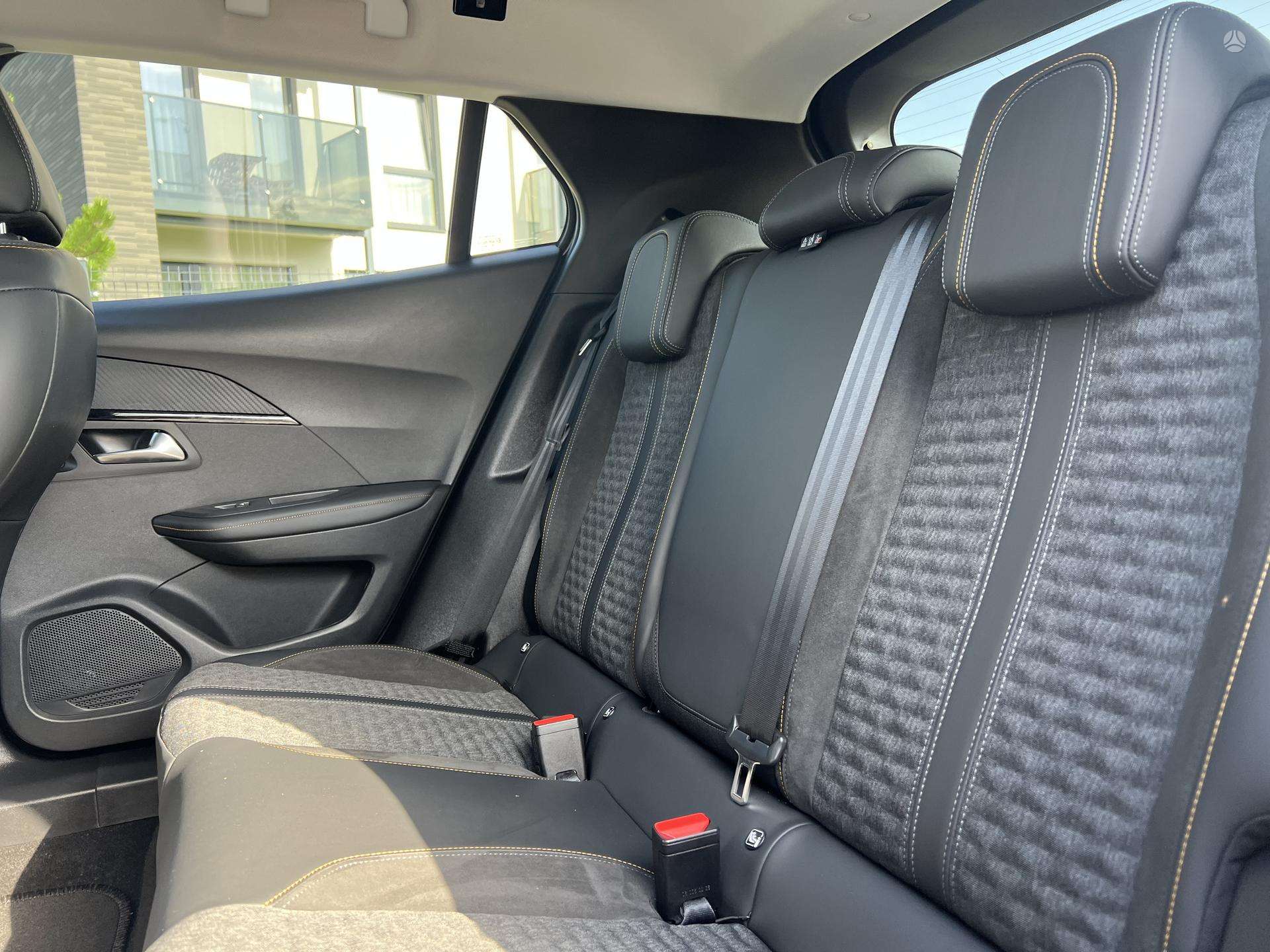 Peugeot 2008 фото 19