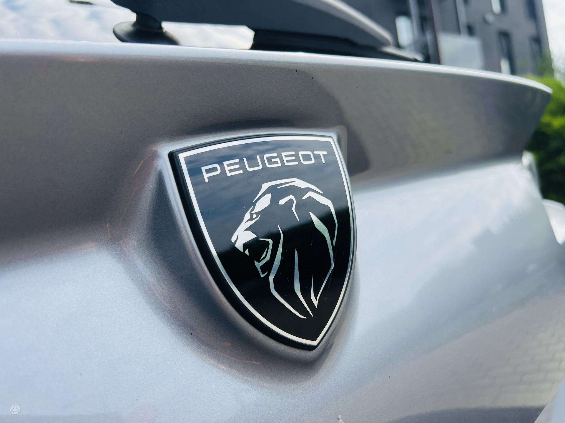Peugeot 308 фото 5