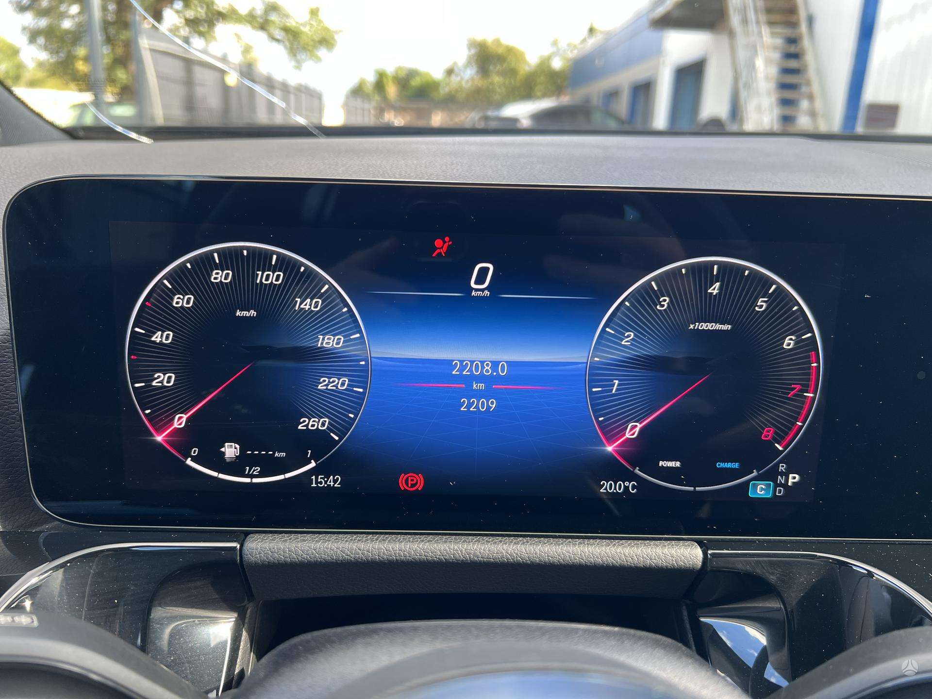 Mercedes-Benz GLA180 фото 41