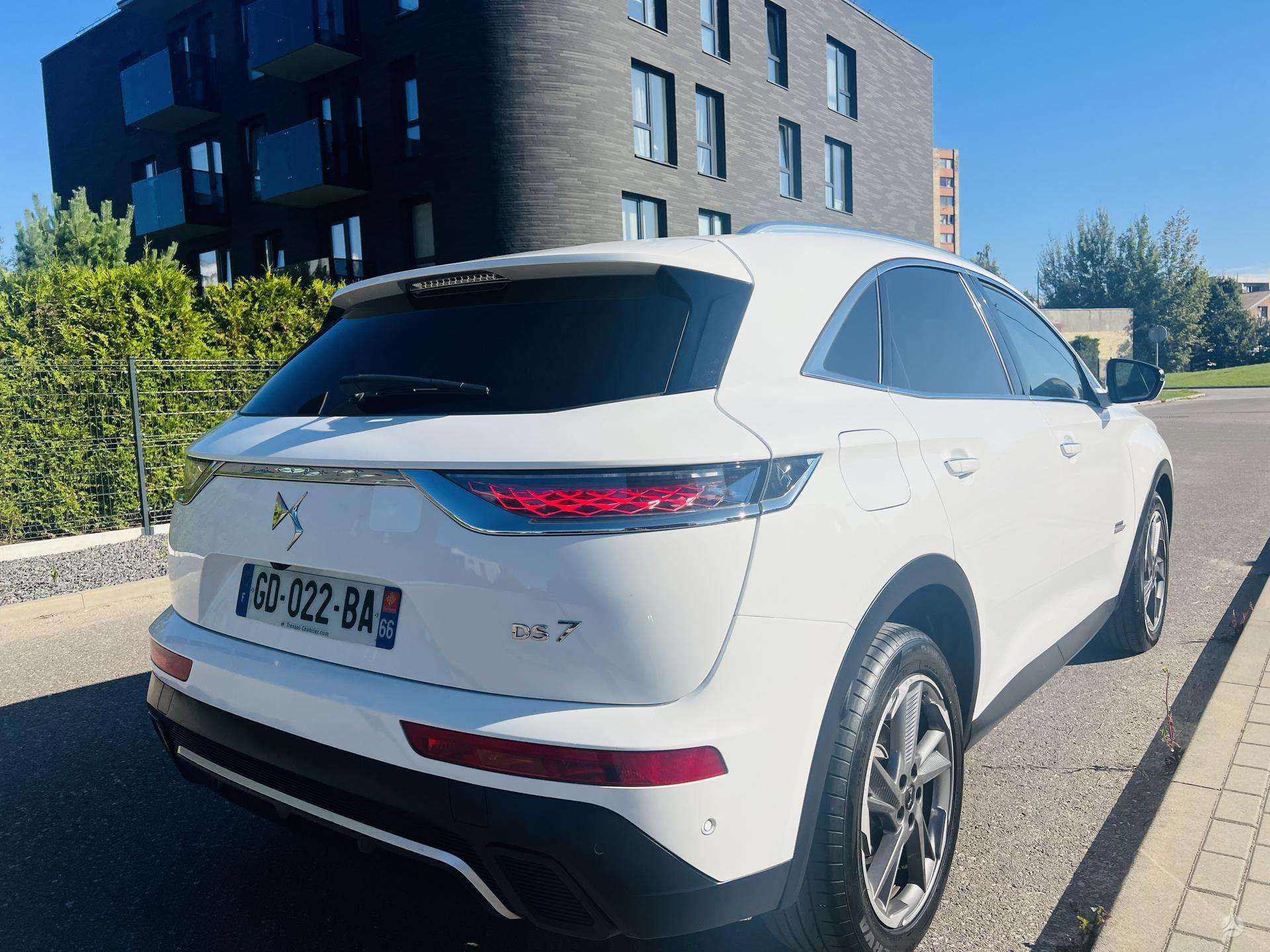 DS Automobiles DS7 Crossback фото 2